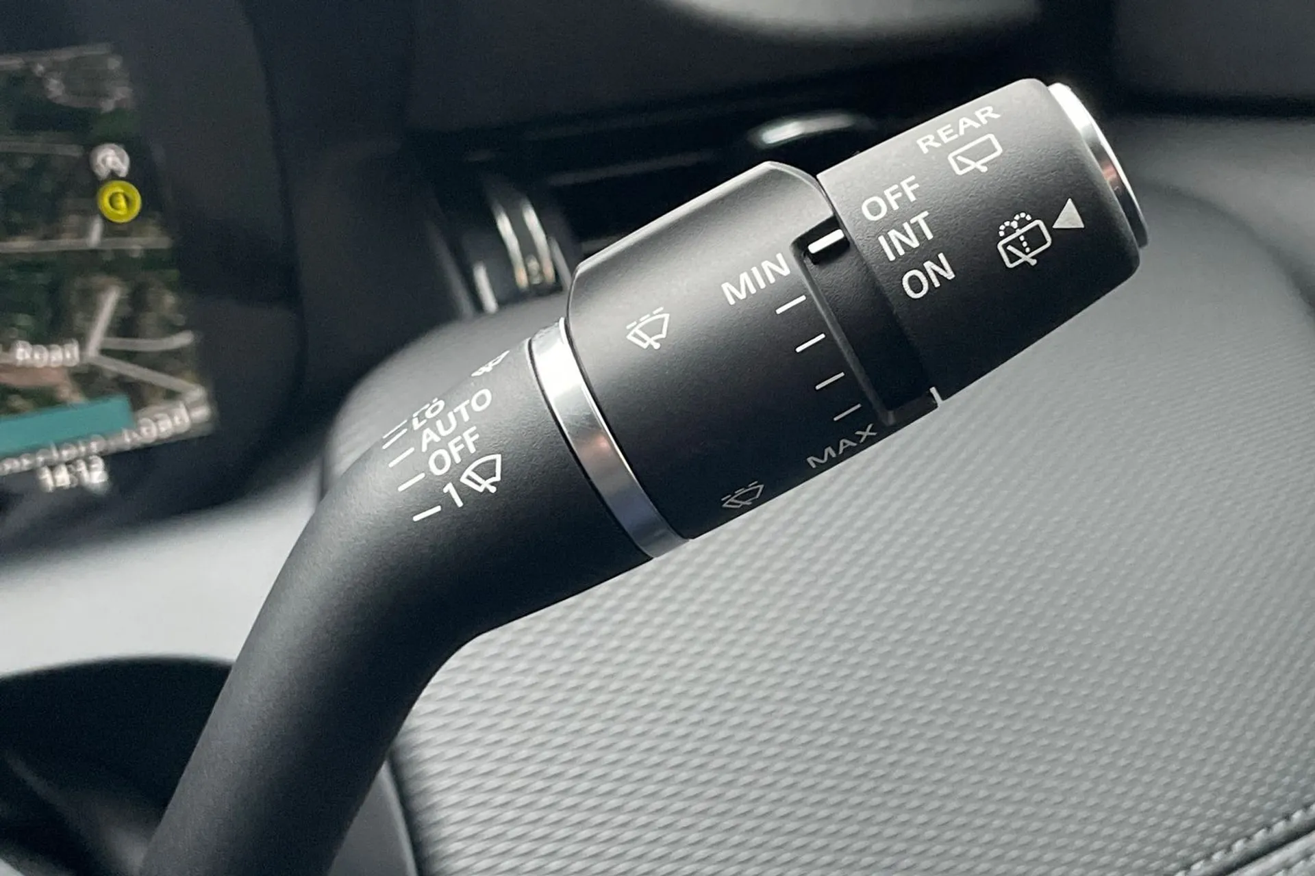 LAND ROVER DISCOVERY SPORT thumbnail image number 60