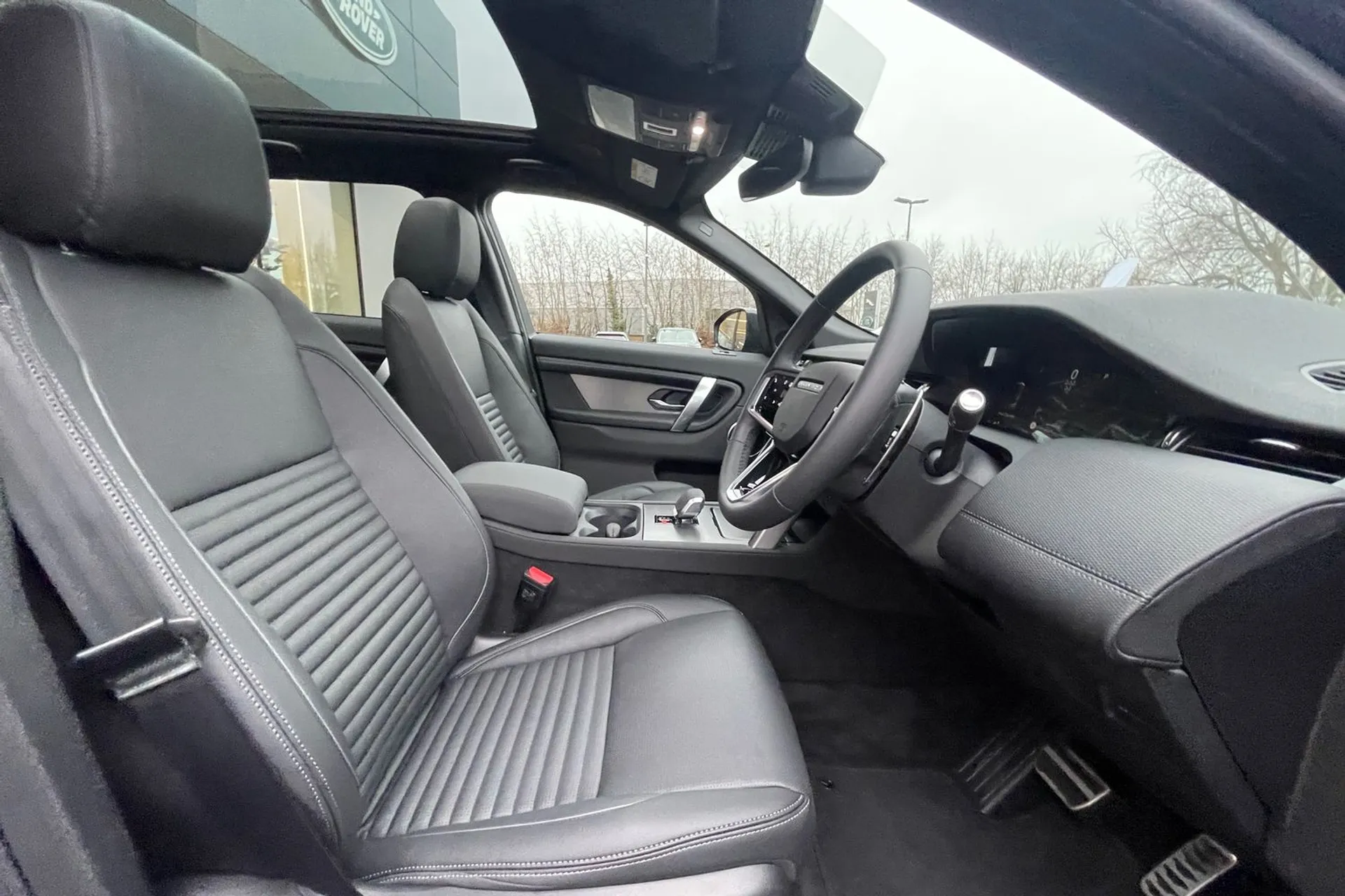 LAND ROVER DISCOVERY SPORT thumbnail image number 9