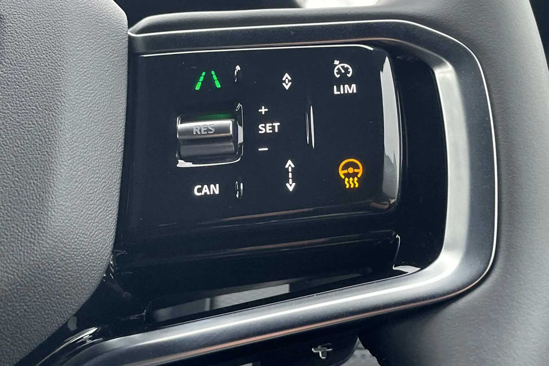 LAND ROVER DISCOVERY SPORT thumbnail image number 26