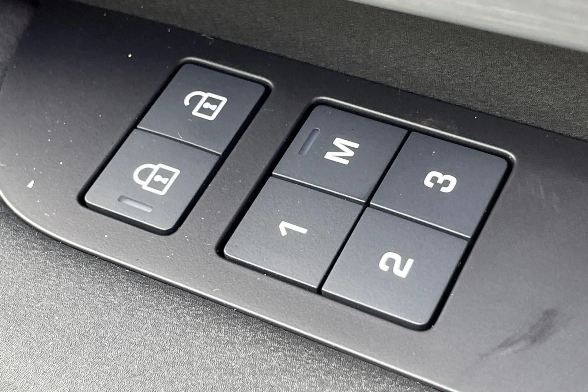 LAND ROVER DISCOVERY thumbnail image number 58