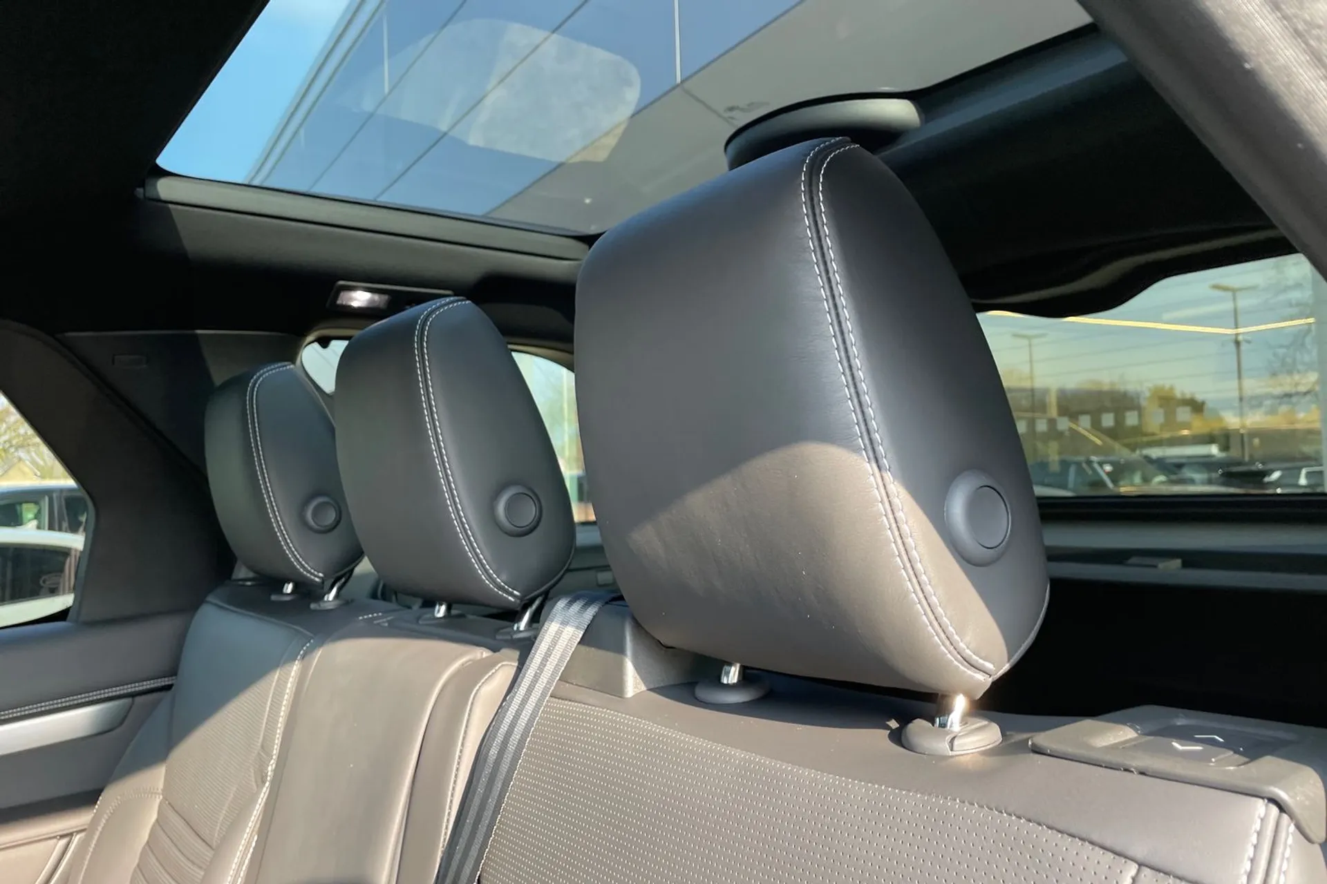LAND ROVER DISCOVERY thumbnail image number 56