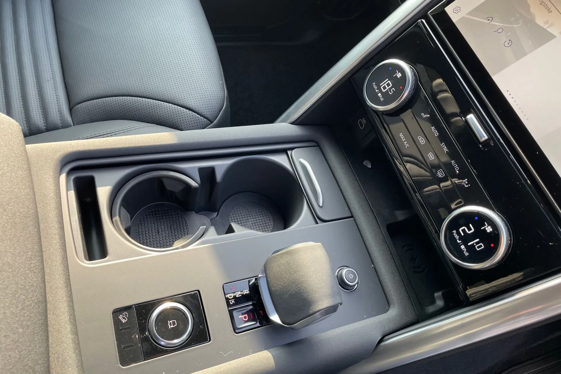 LAND ROVER DISCOVERY thumbnail image number 20