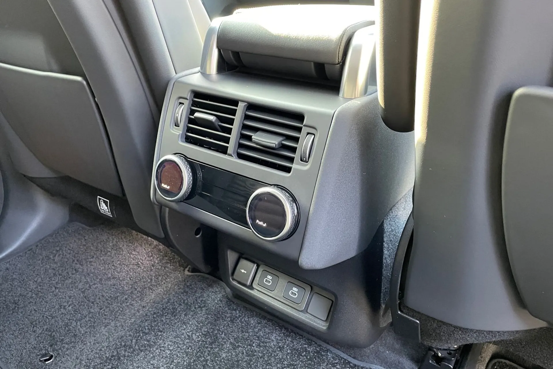 LAND ROVER DISCOVERY thumbnail image number 35