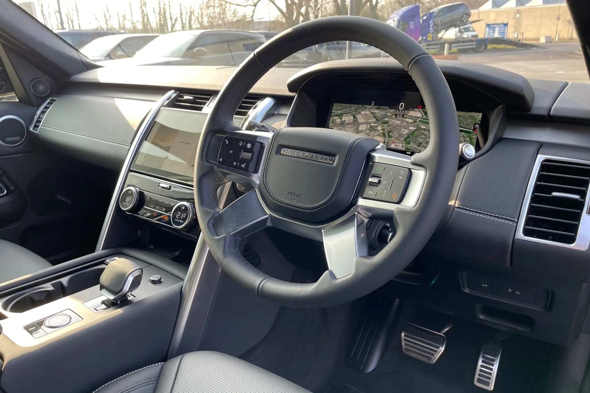 LAND ROVER DISCOVERY thumbnail image number 32
