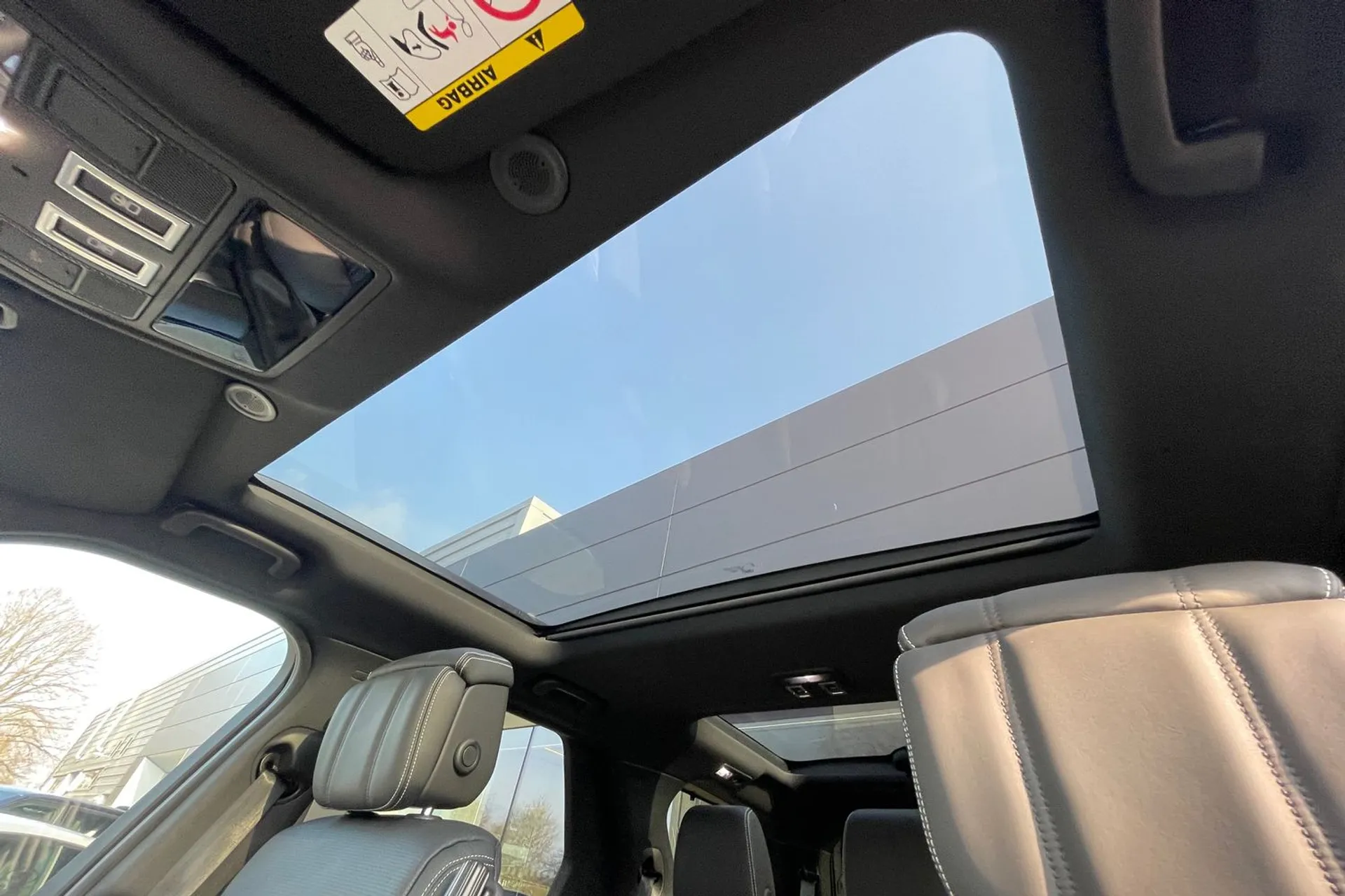 LAND ROVER DISCOVERY thumbnail image number 5