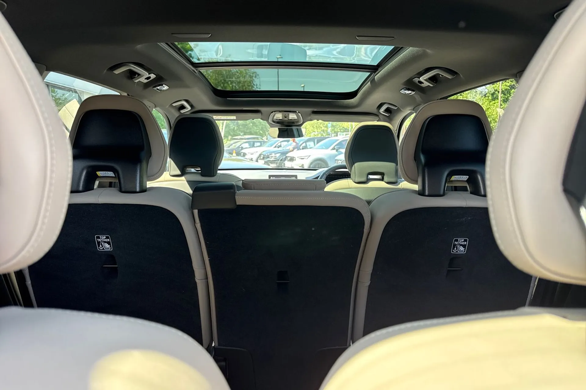 Volvo XC90 thumbnail image number 26