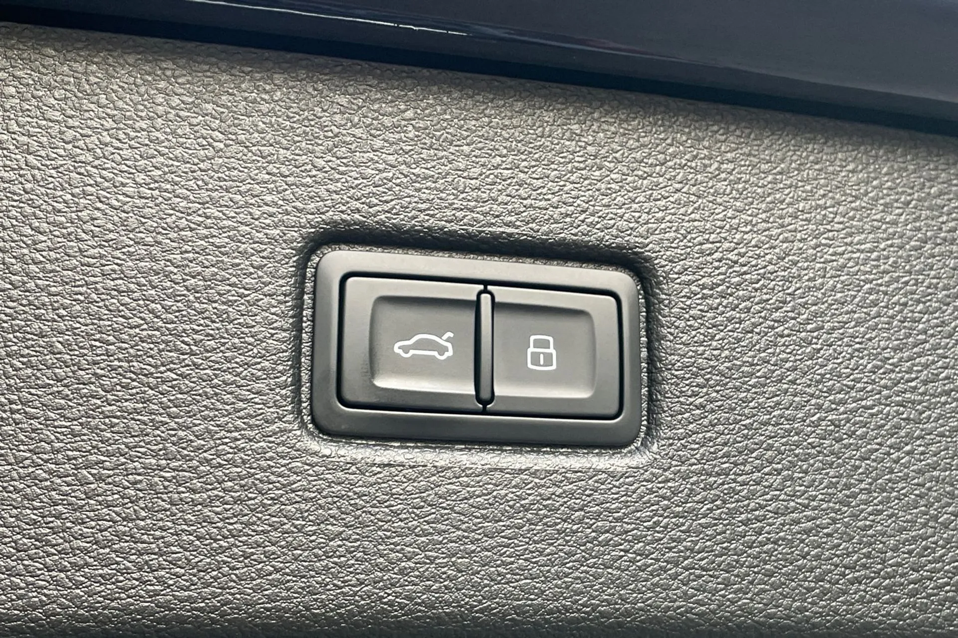 Audi Q7 thumbnail image number 19