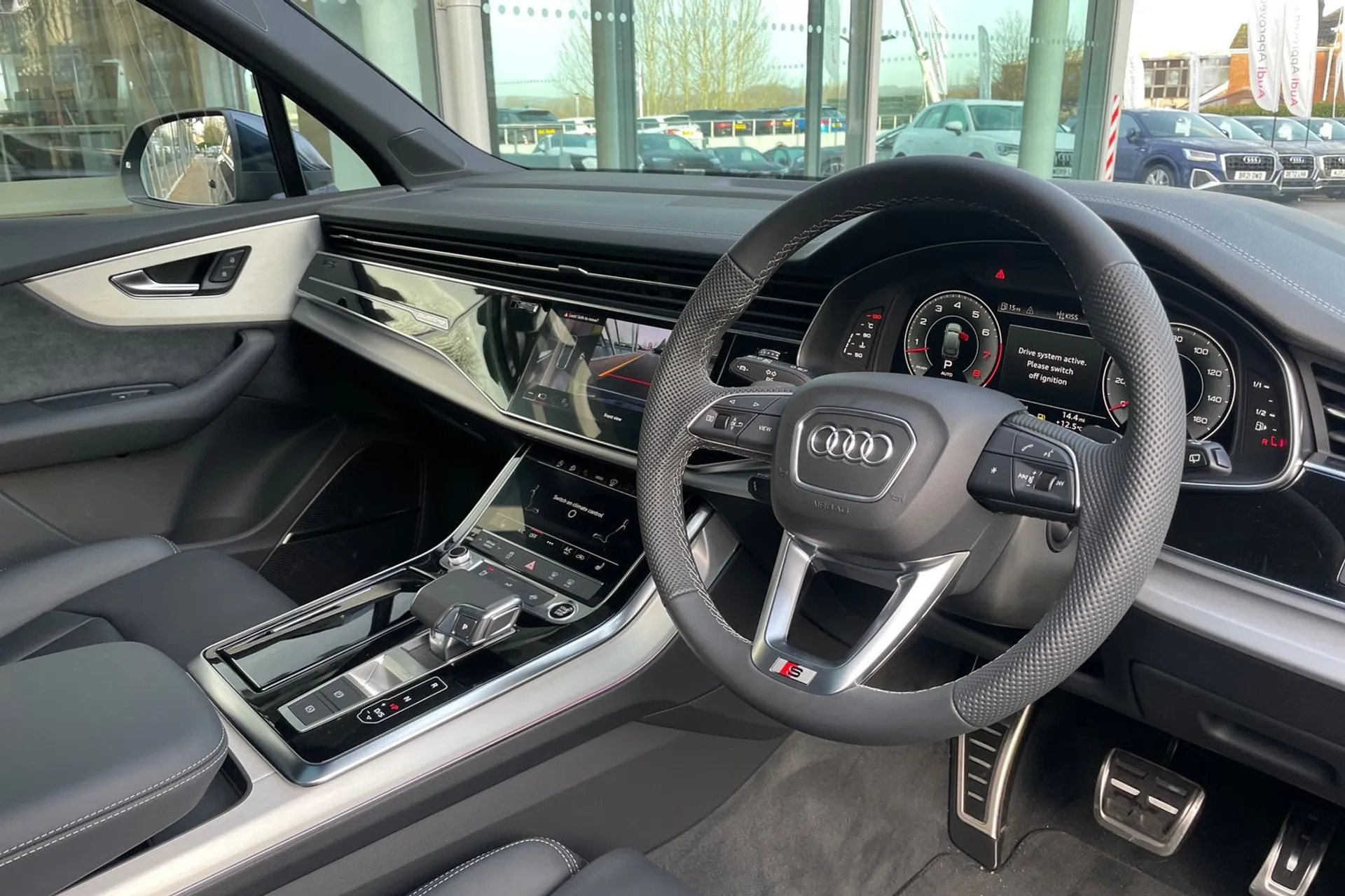 Audi Q7 thumbnail image number 25