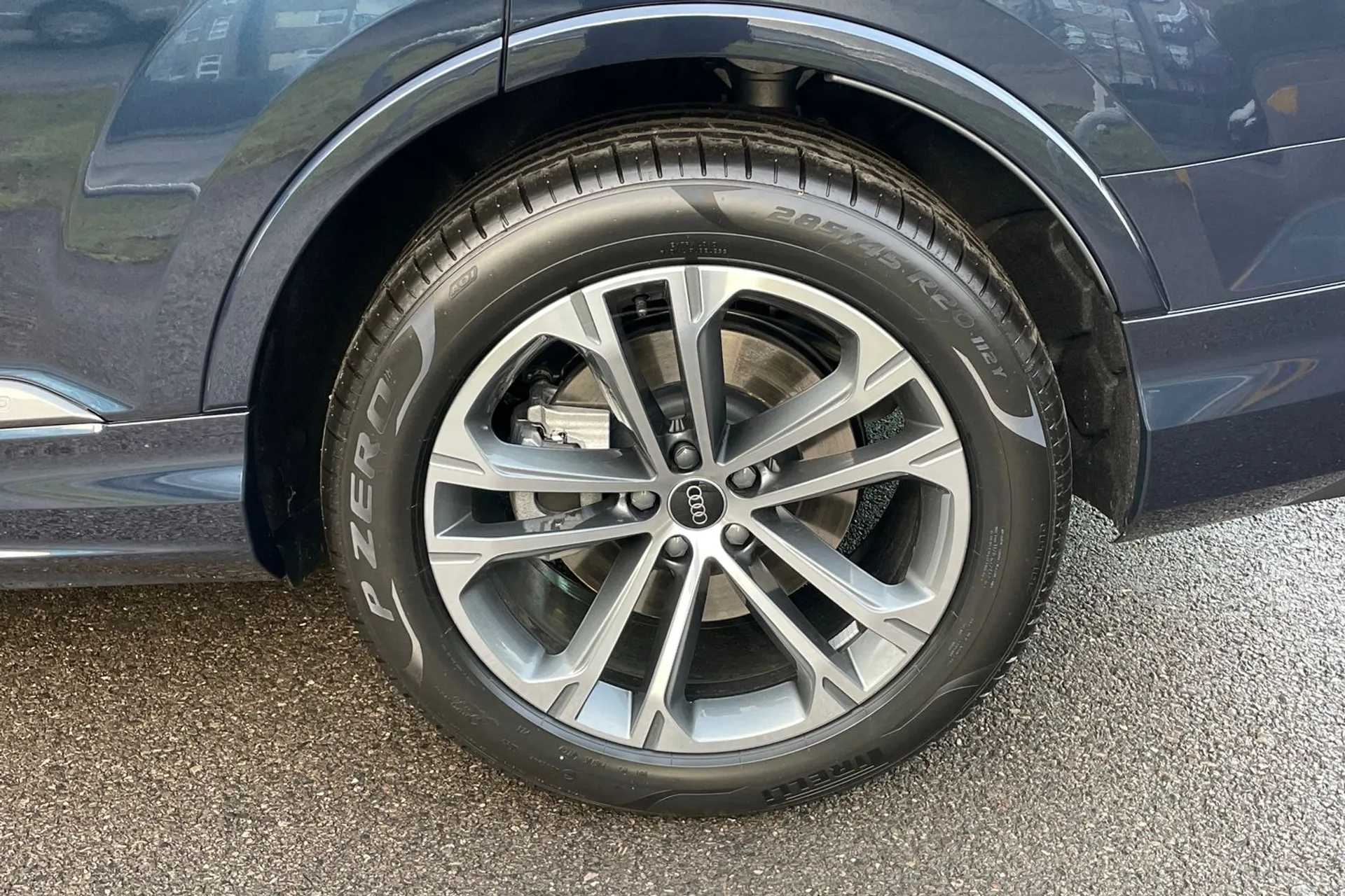 Audi Q7 thumbnail image number 11