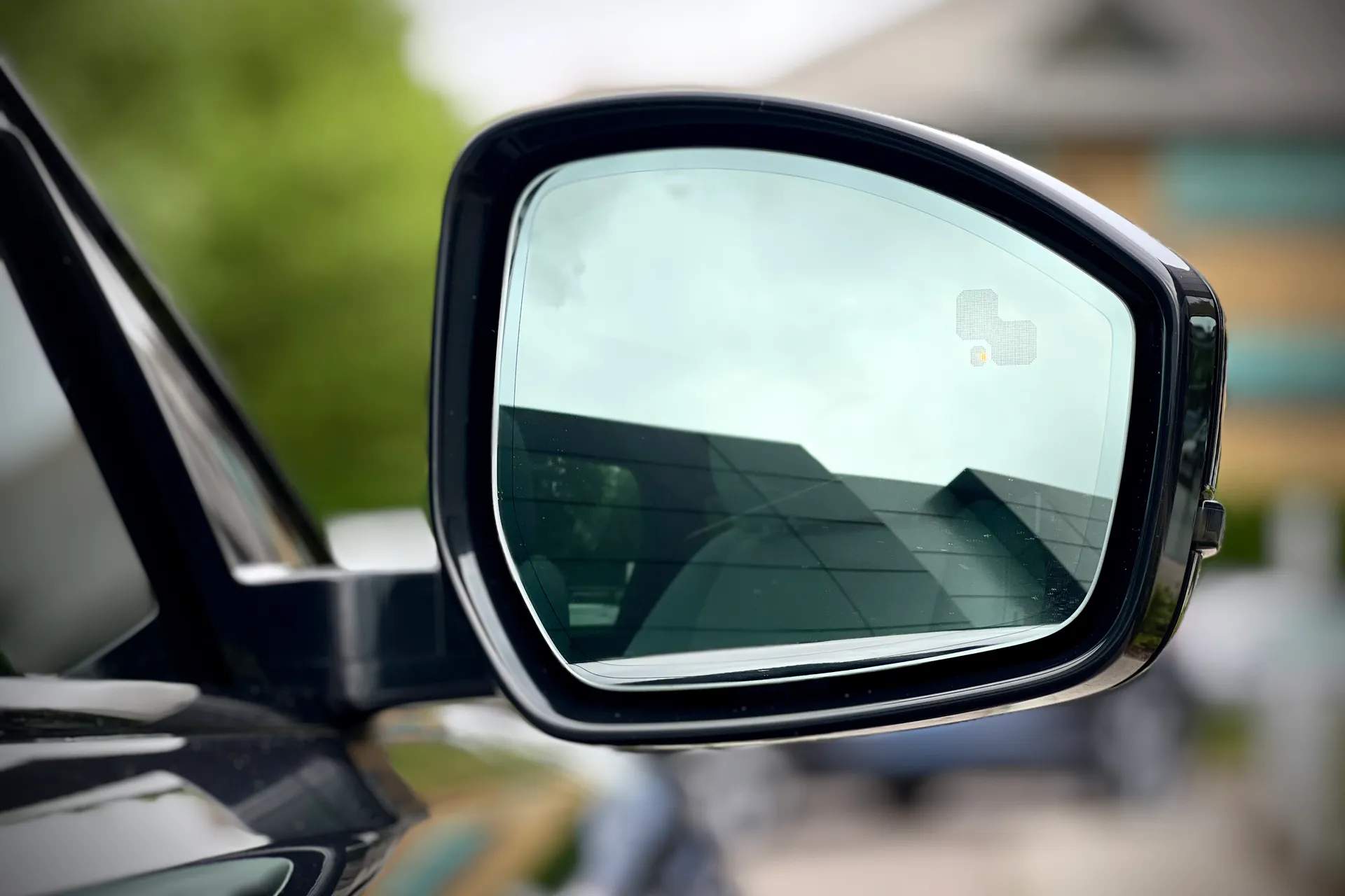 LAND ROVER RANGE ROVER VELAR thumbnail image number 15