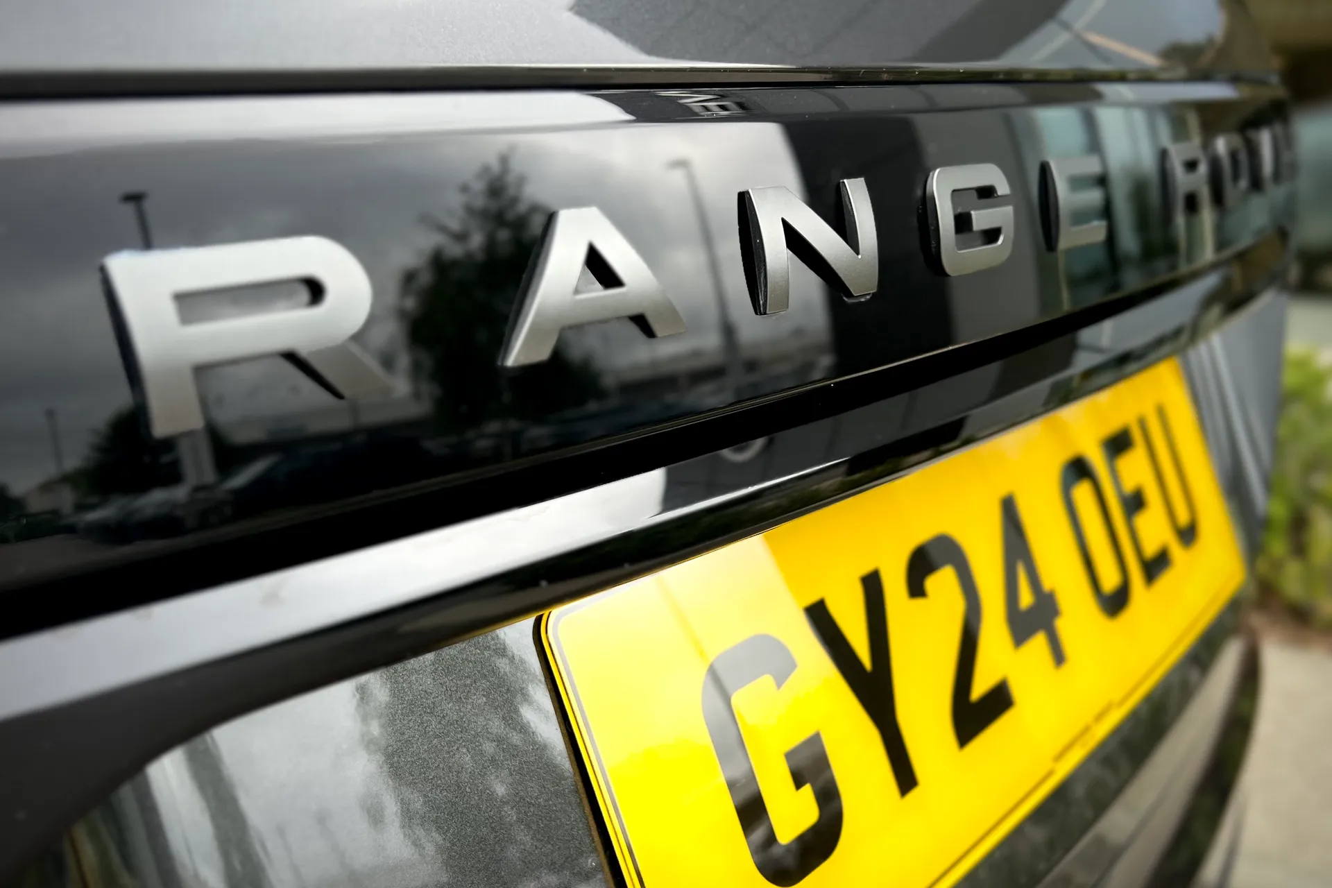 LAND ROVER RANGE ROVER VELAR thumbnail image number 19
