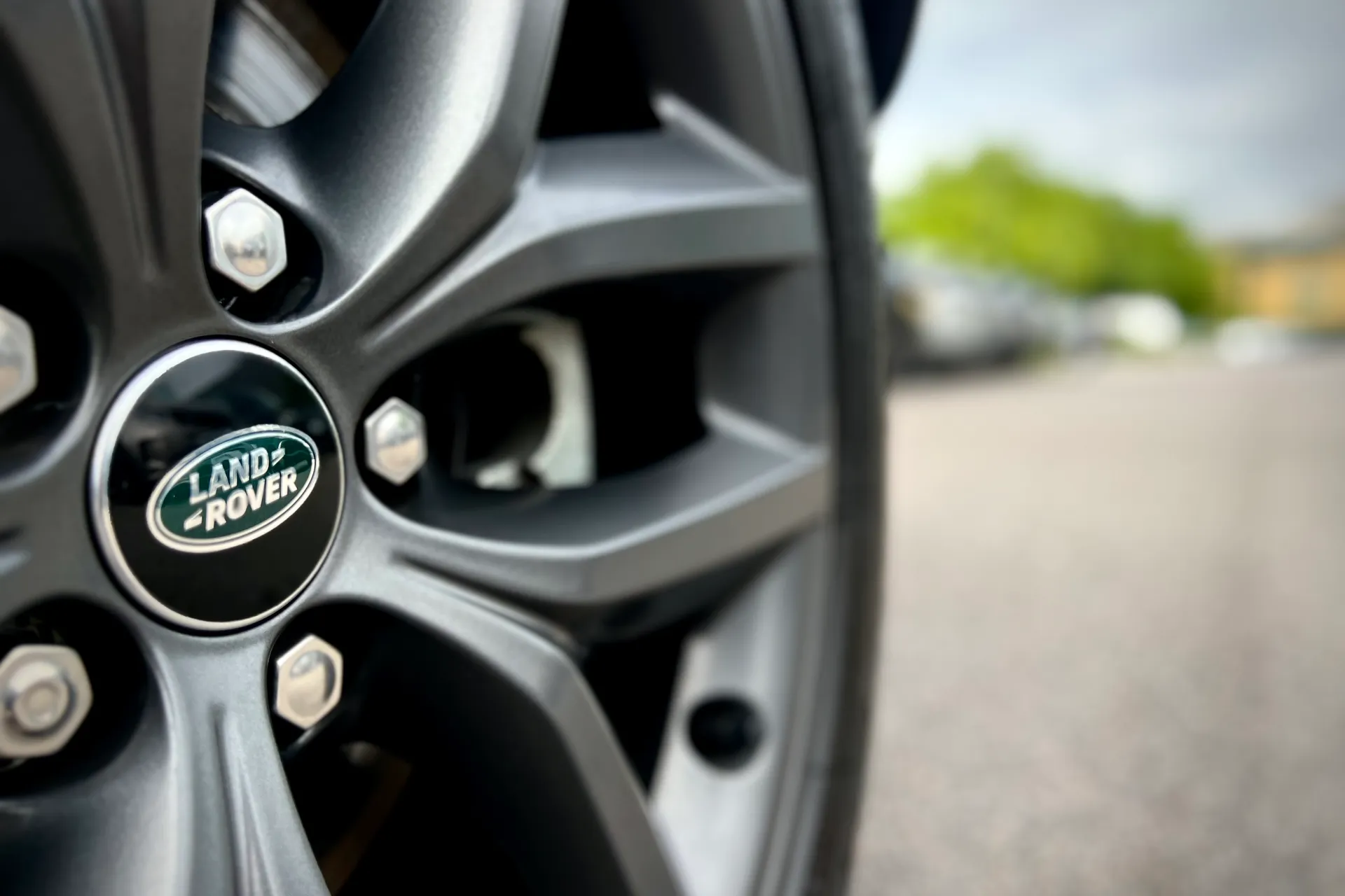LAND ROVER RANGE ROVER VELAR thumbnail image number 25