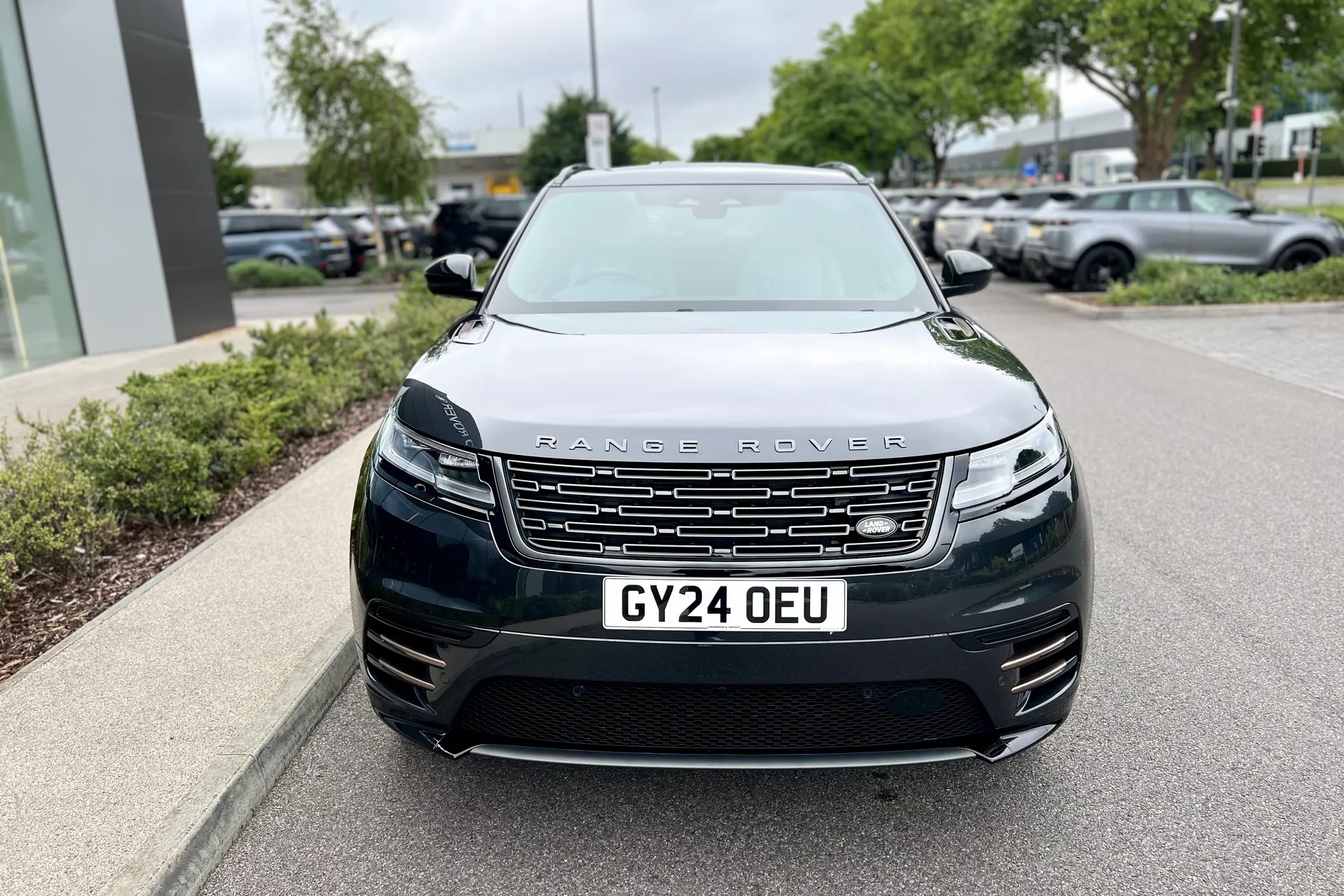 LAND ROVER RANGE ROVER VELAR thumbnail image number 22