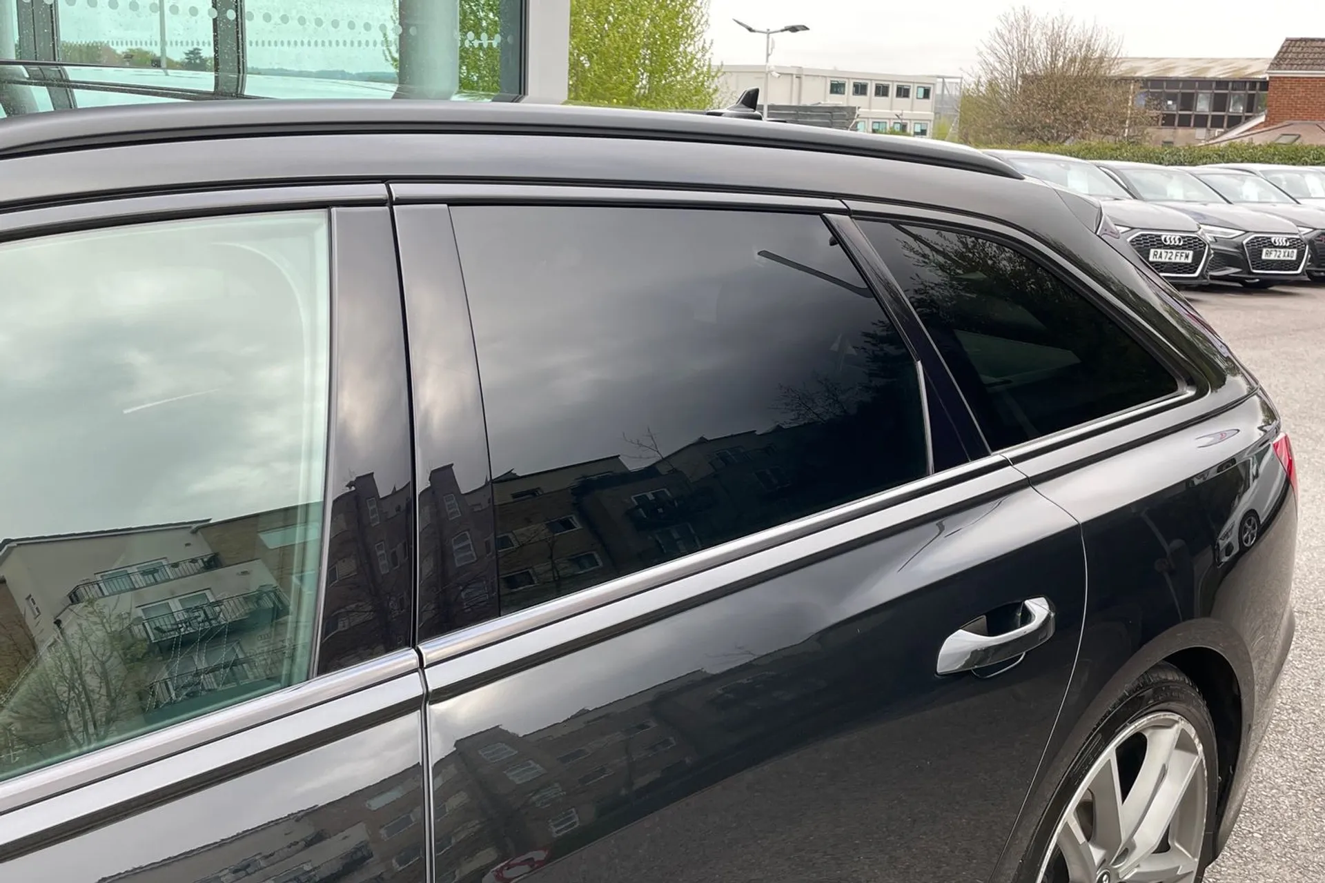 Audi A6 thumbnail image number 12