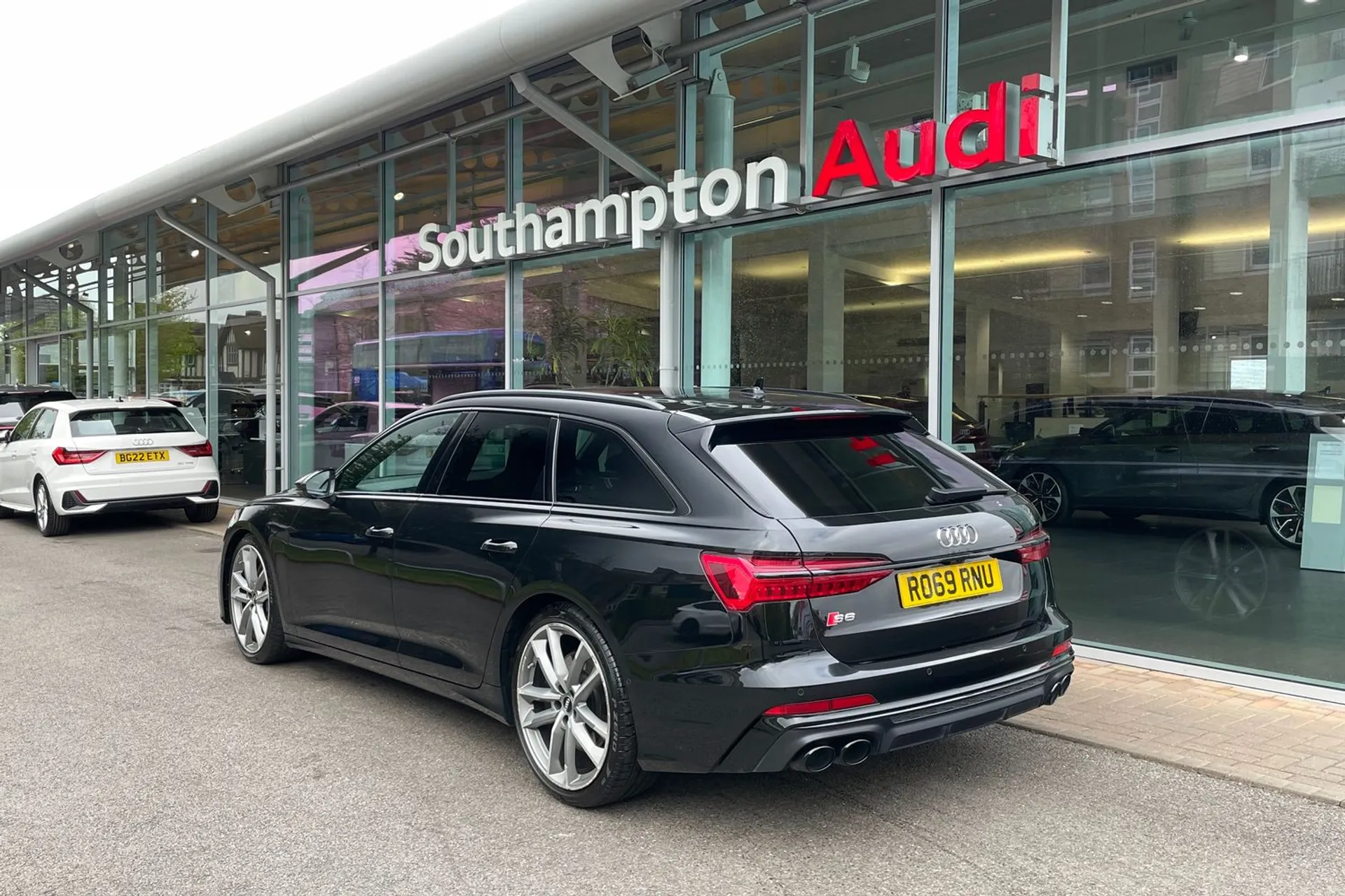 Audi A6 thumbnail image number 7