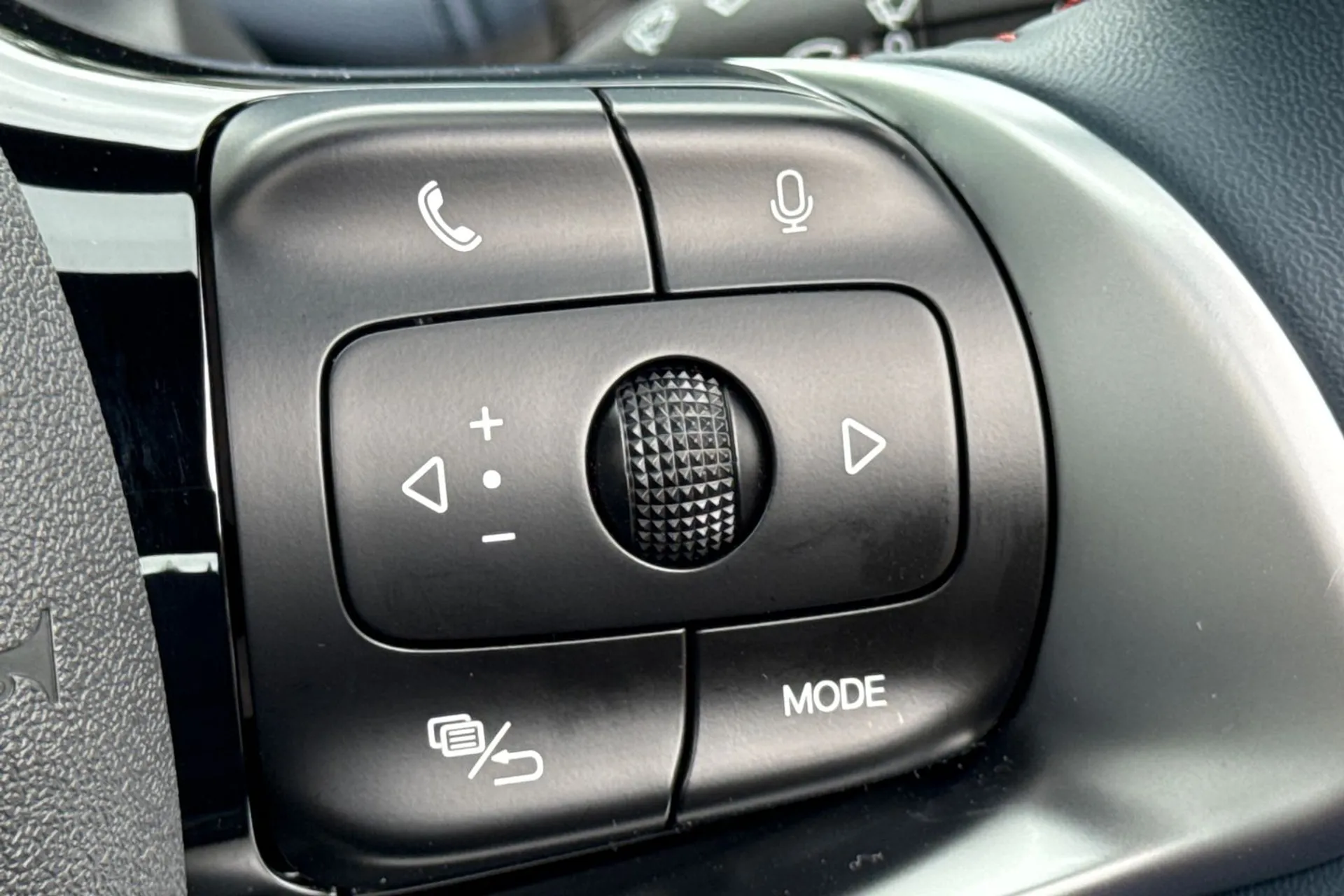 BYD ATTO 3 thumbnail image number 44