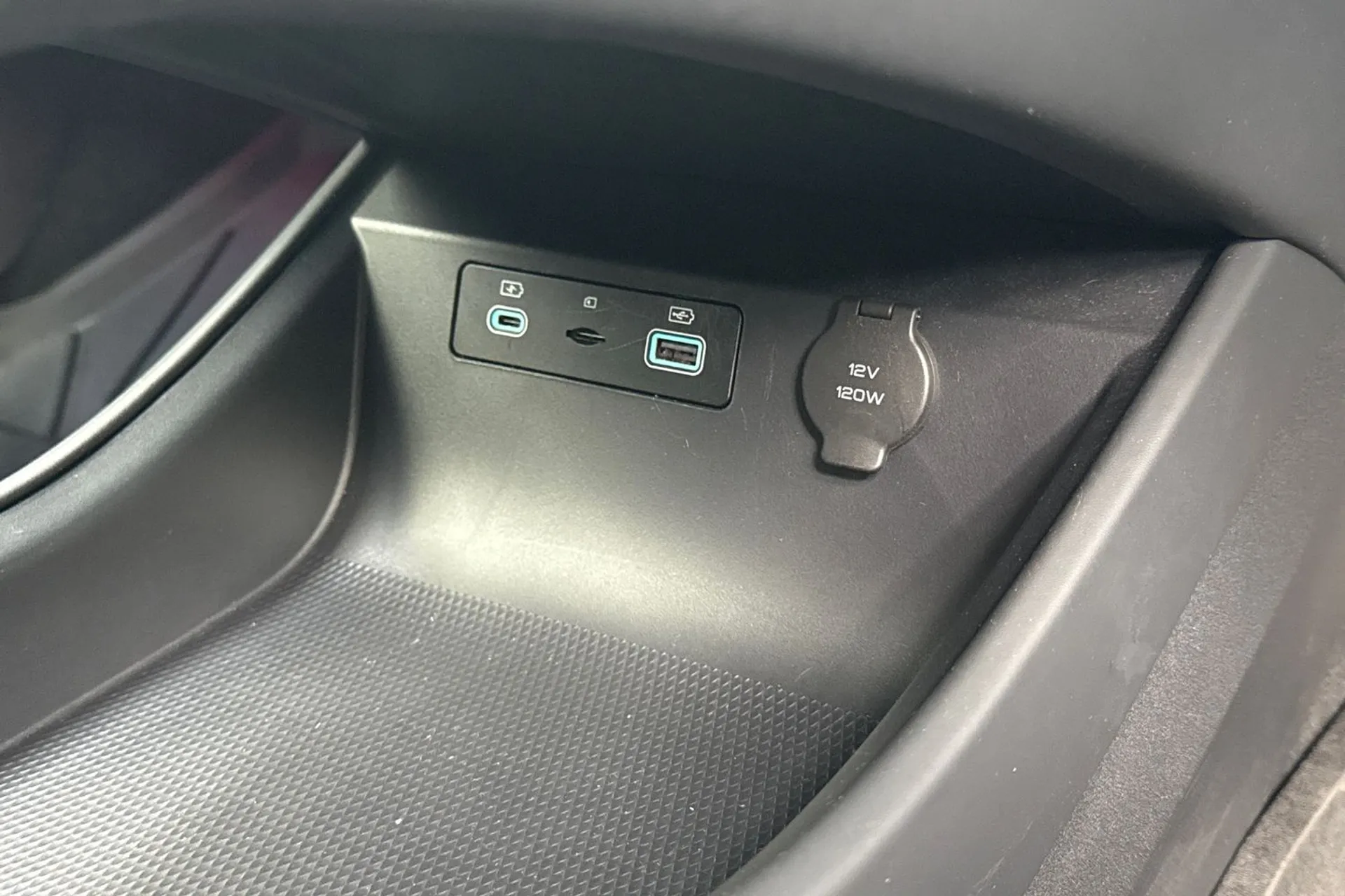 BYD SEAL thumbnail image number 106