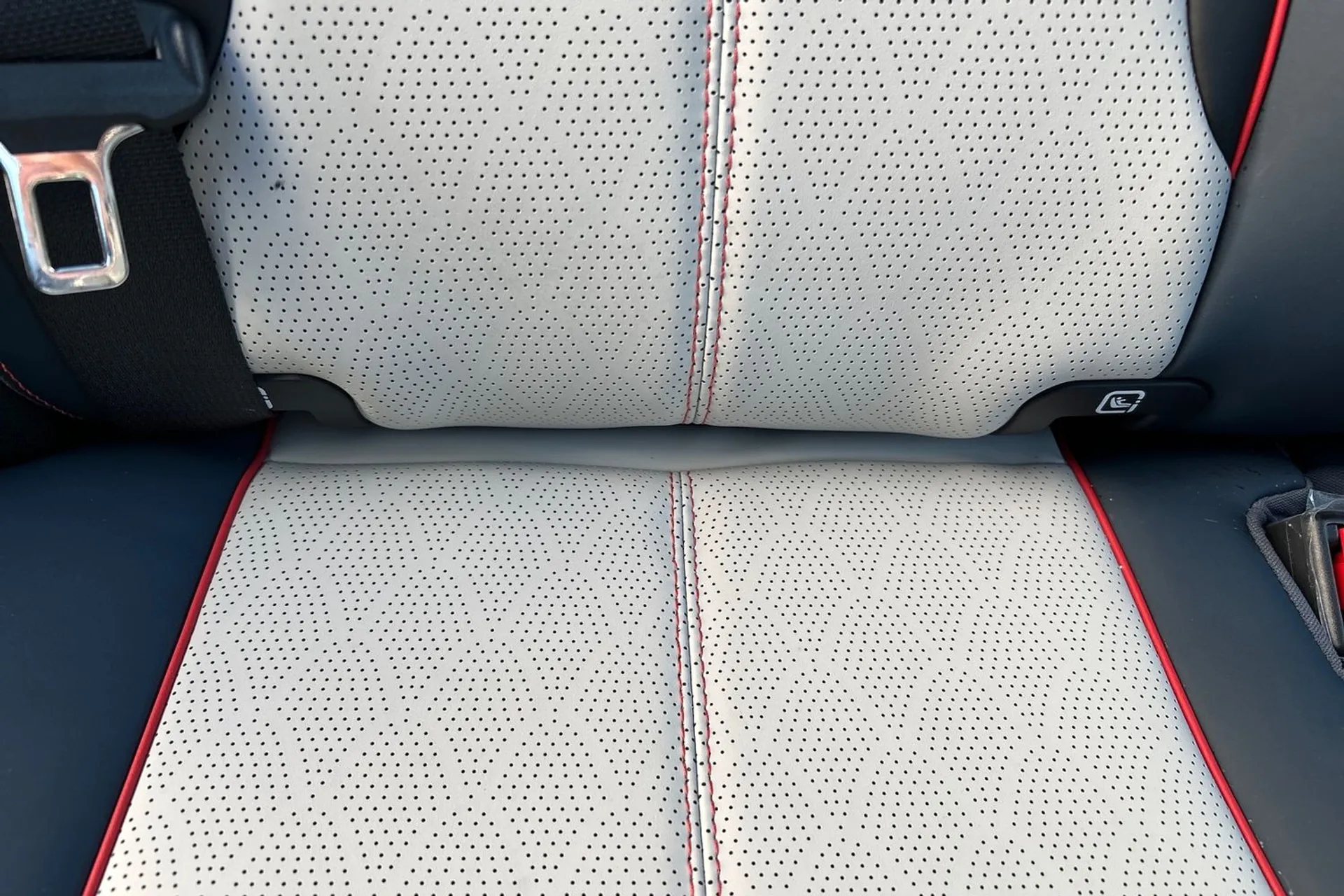 BYD ATTO 3 thumbnail image number 32