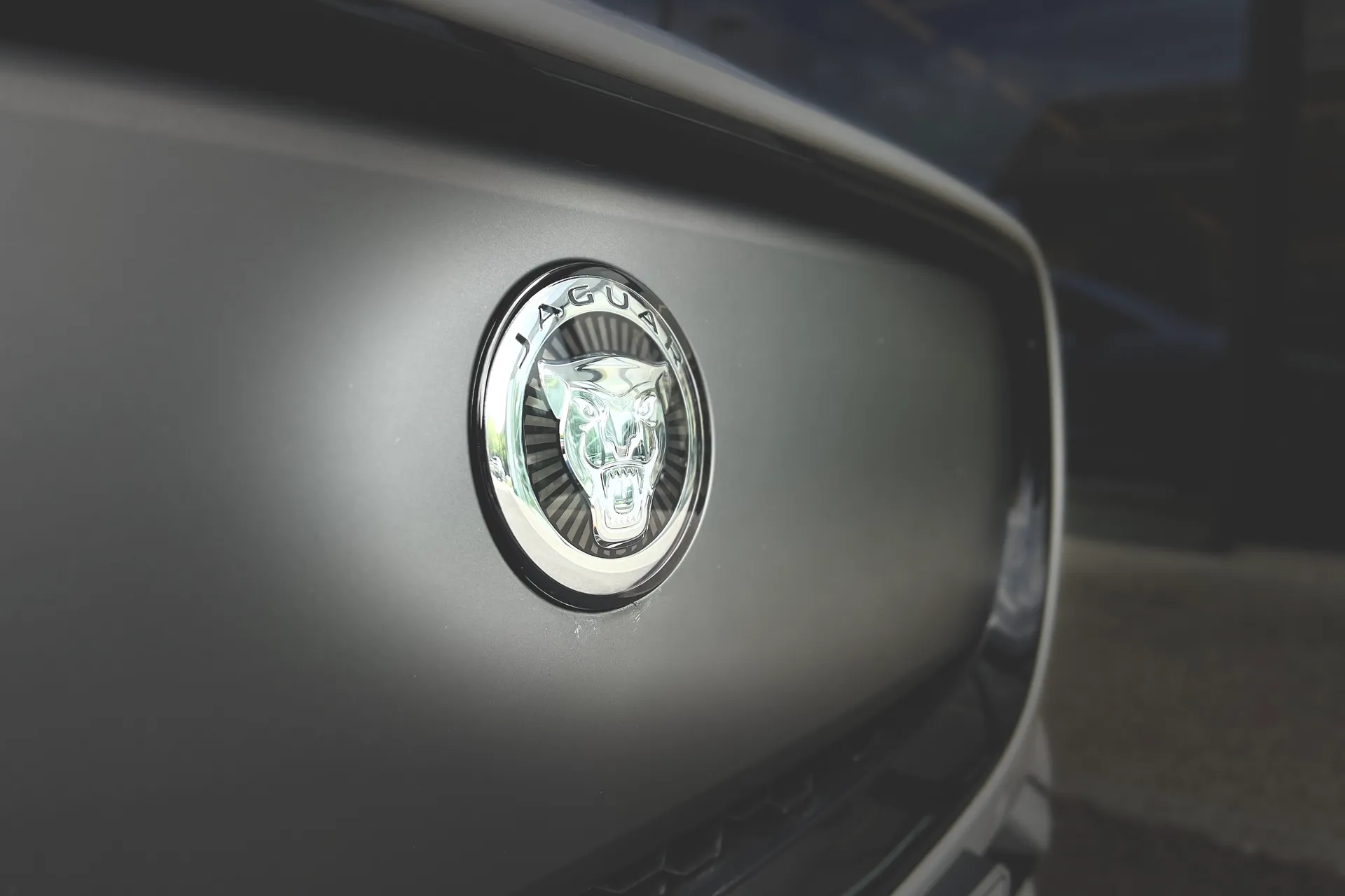 Jaguar I-PACE thumbnail image number 27