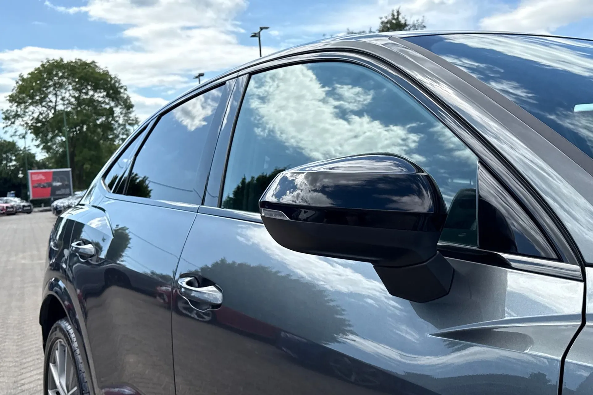 Audi Q3 thumbnail image number 41