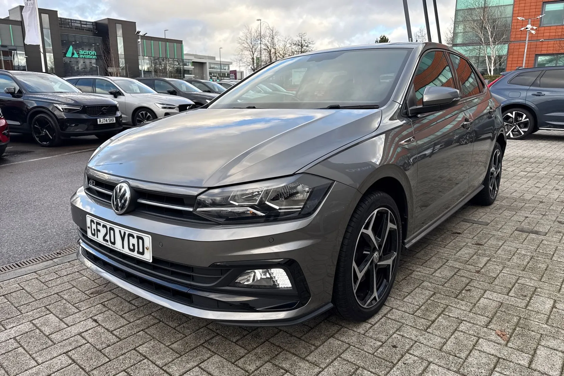 VOLKSWAGEN POLO thumbnail image number 11