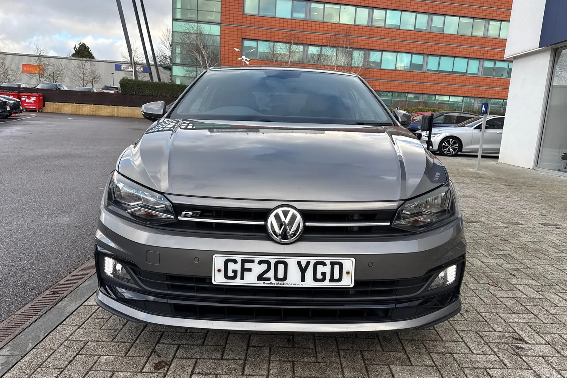 VOLKSWAGEN POLO thumbnail image number 12