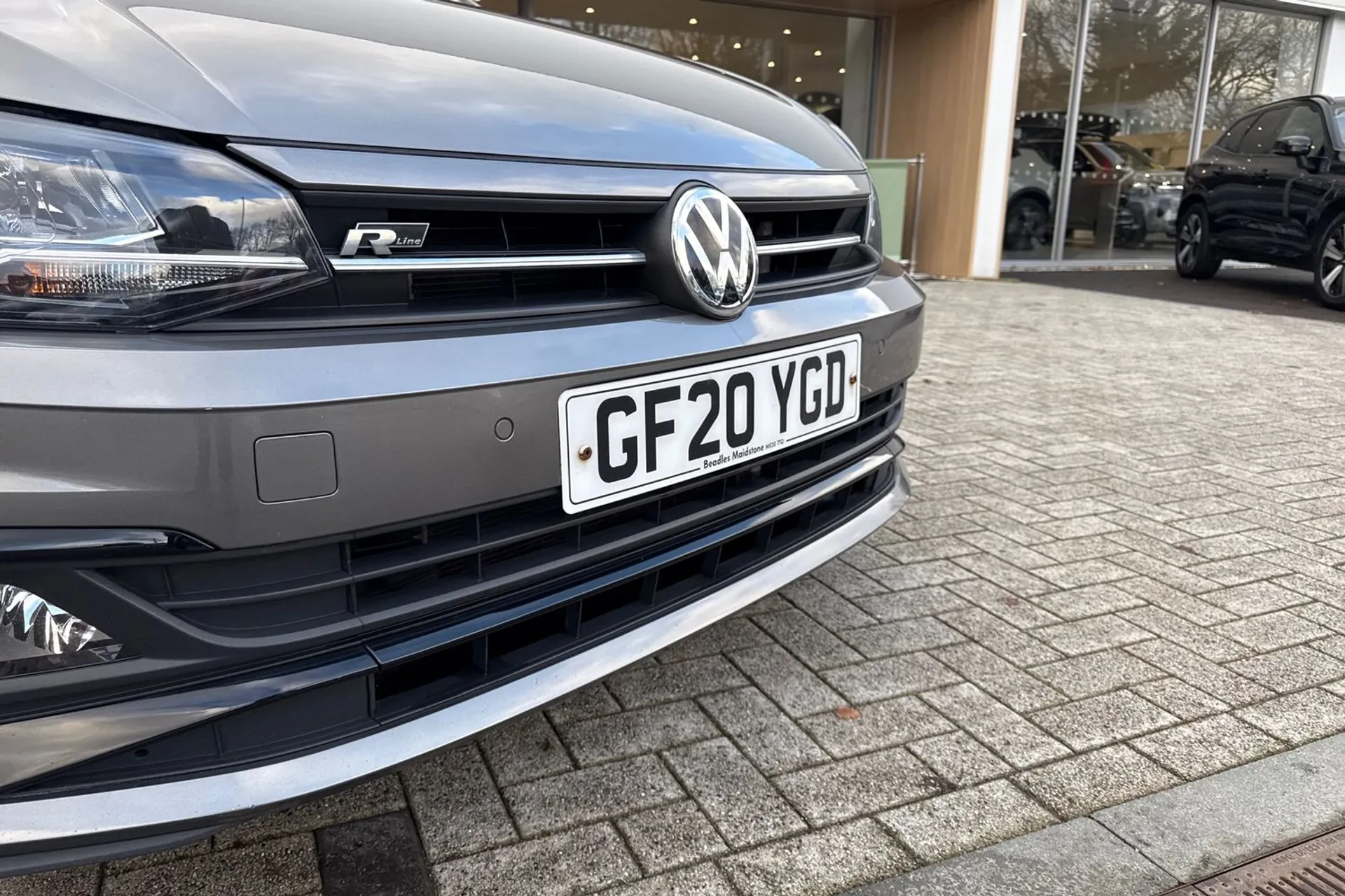 VOLKSWAGEN POLO thumbnail image number 6