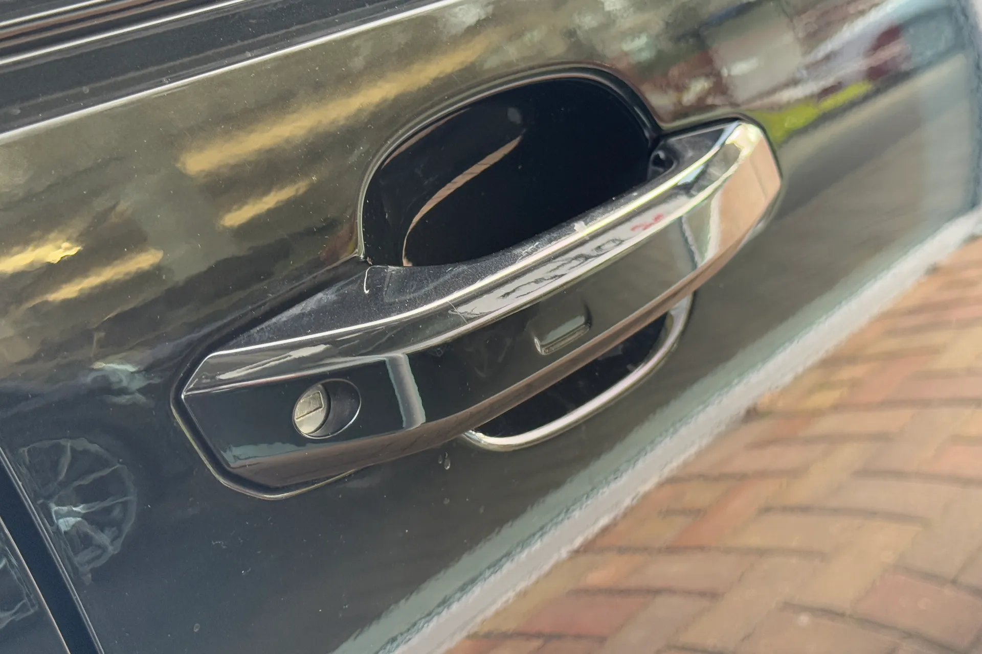 Audi RS4 Avant thumbnail image number 42