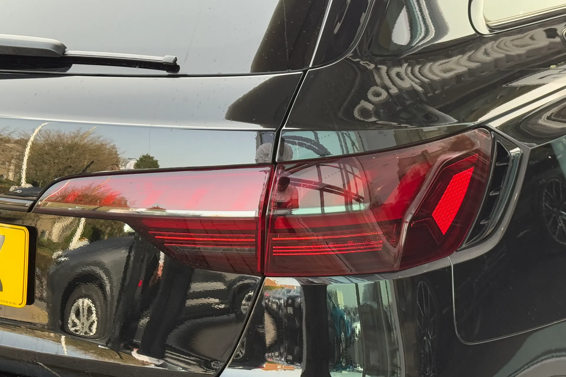 Audi RS4 Avant thumbnail image number 54