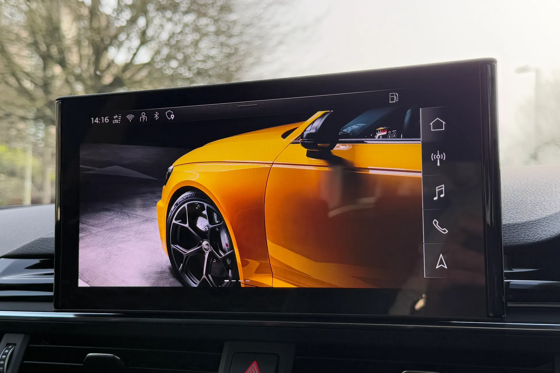 Audi RS4 Avant thumbnail image number 33