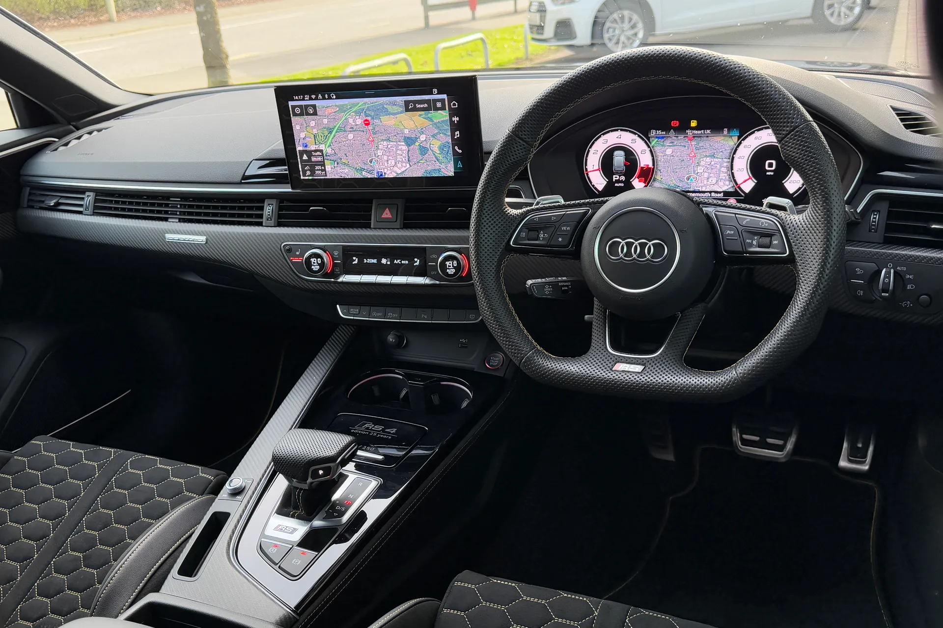 Audi RS4 Avant thumbnail image number 46