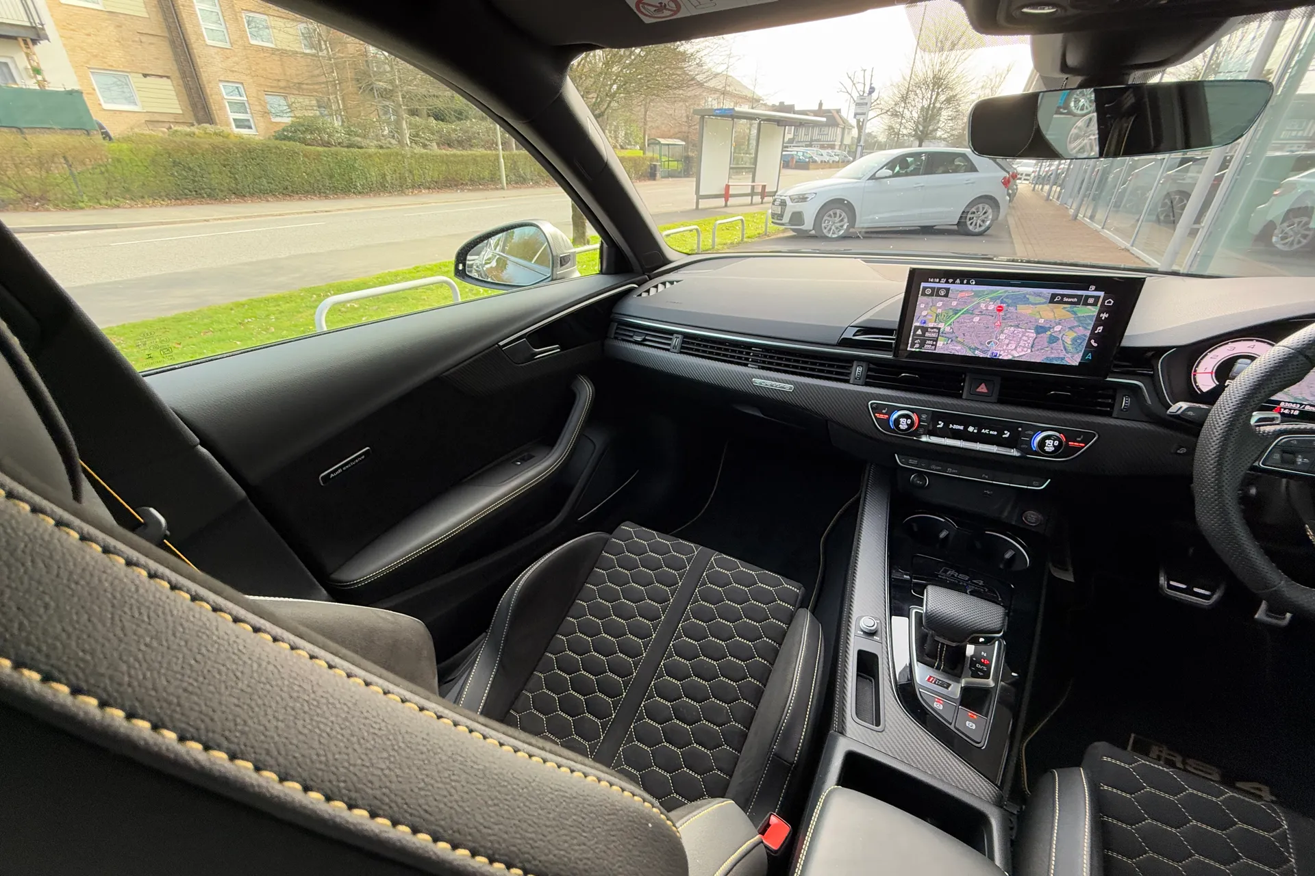 Audi RS4 Avant thumbnail image number 51