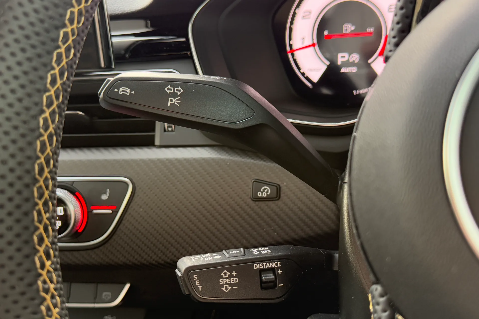 Audi RS4 Avant thumbnail image number 17