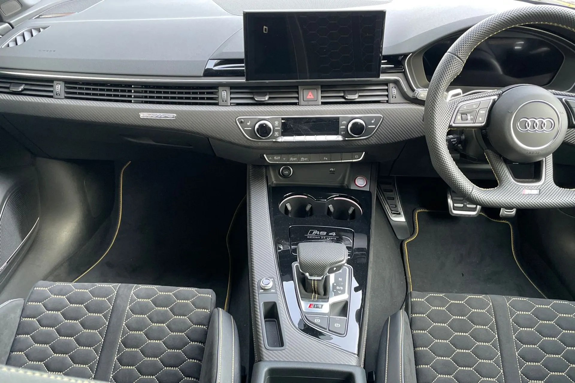 Audi RS4 Avant thumbnail image number 33