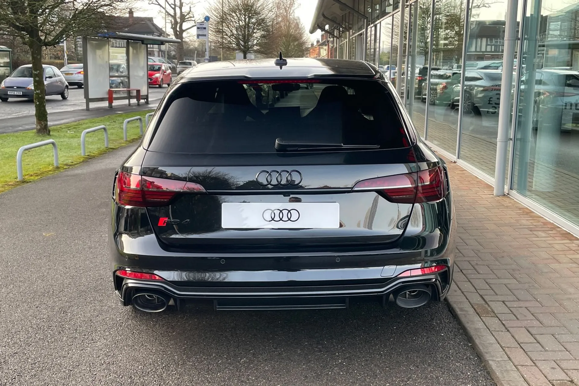 Audi RS4 Avant thumbnail image number 5