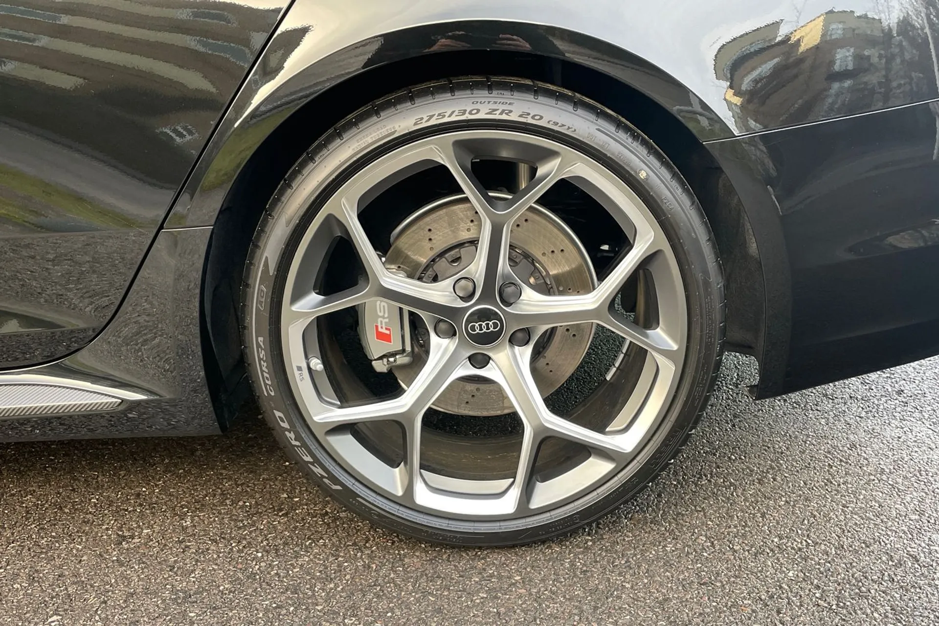 Audi RS4 Avant thumbnail image number 10