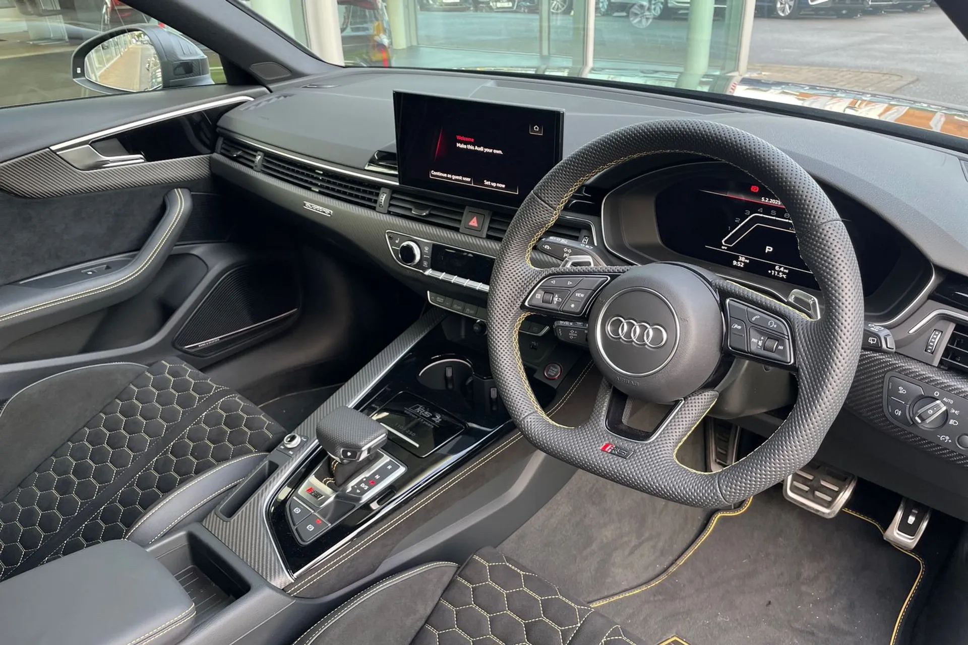 Audi RS4 Avant thumbnail image number 24