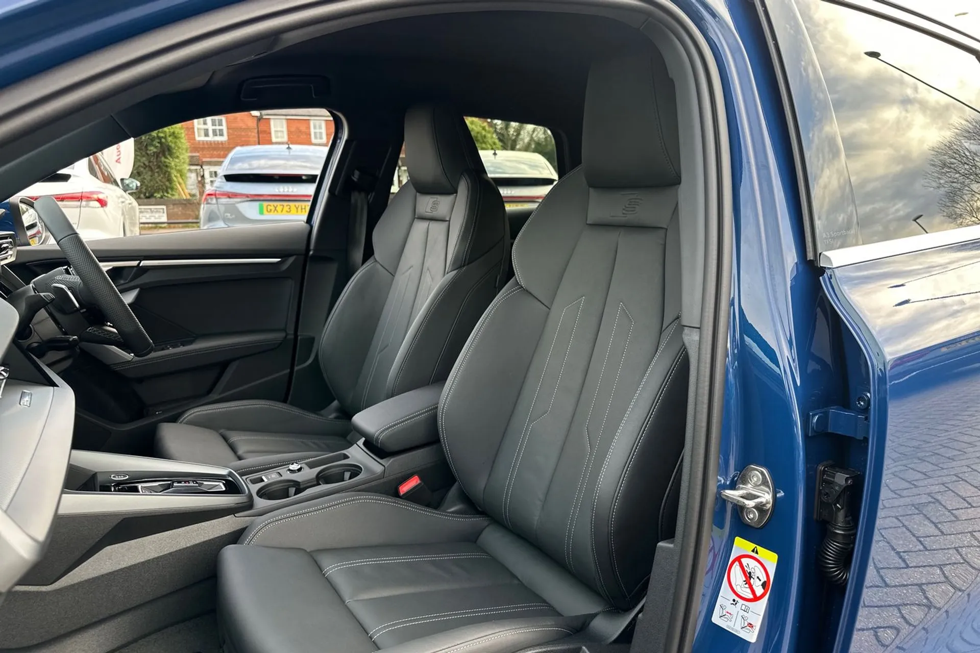 Audi A3 thumbnail image number 37