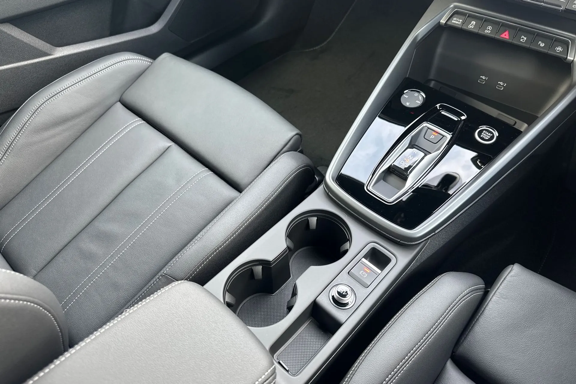 Audi A3 thumbnail image number 15