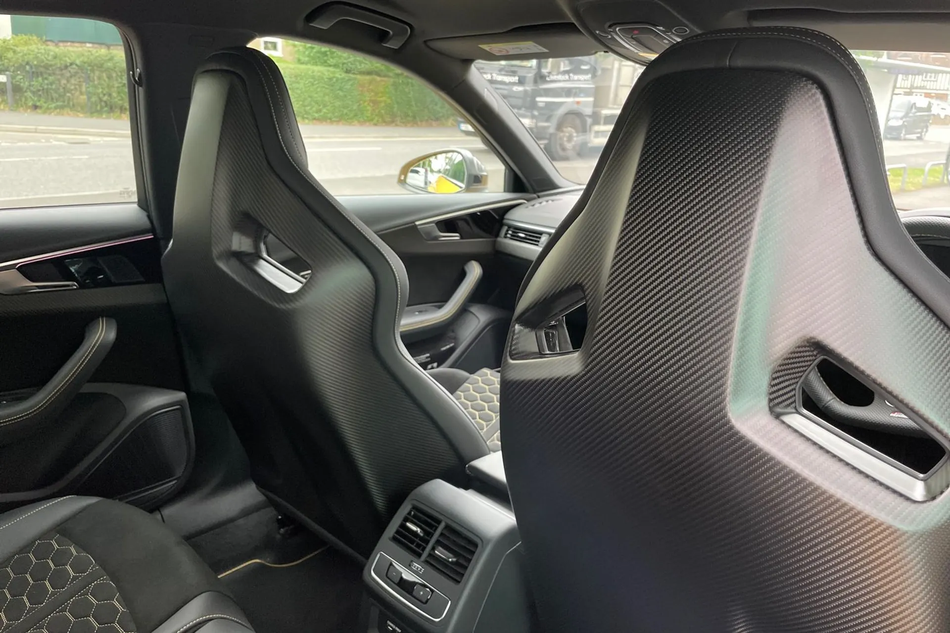 Audi RS4 Avant thumbnail image number 20