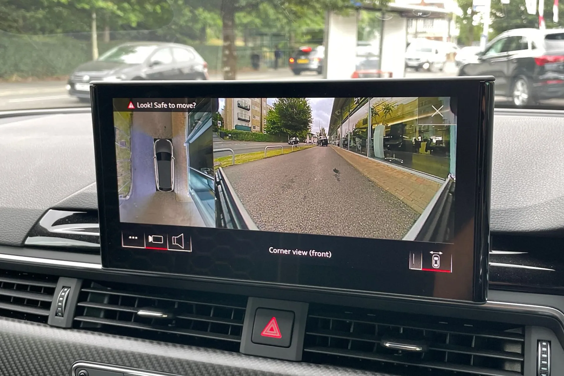 Audi RS4 Avant thumbnail image number 35