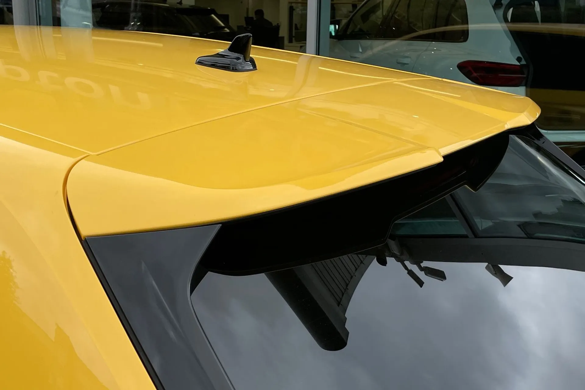 Audi RS4 Avant thumbnail image number 12