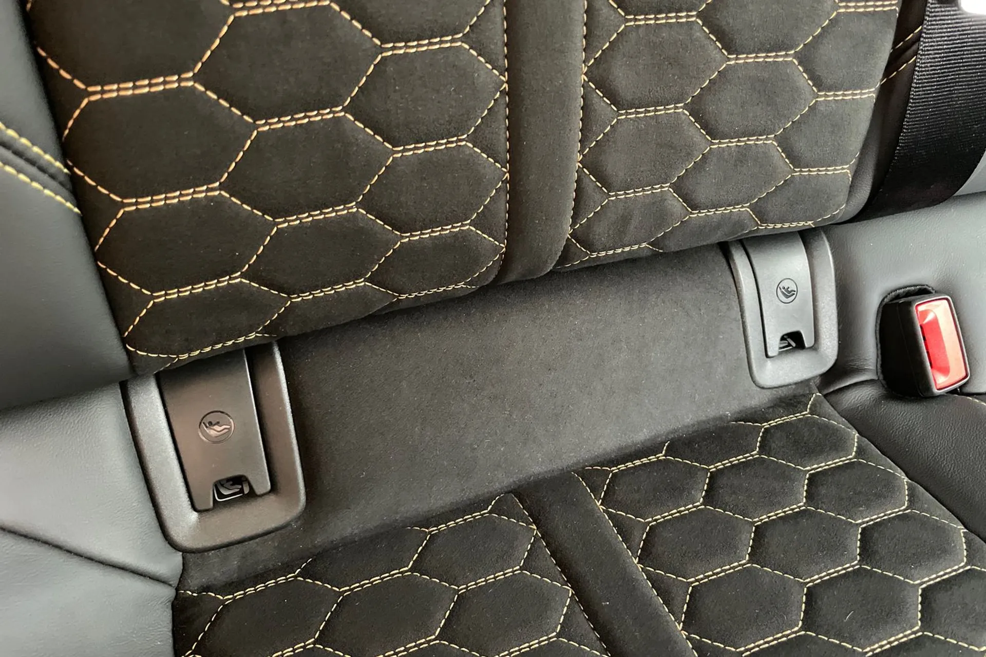 Audi RS4 Avant thumbnail image number 21