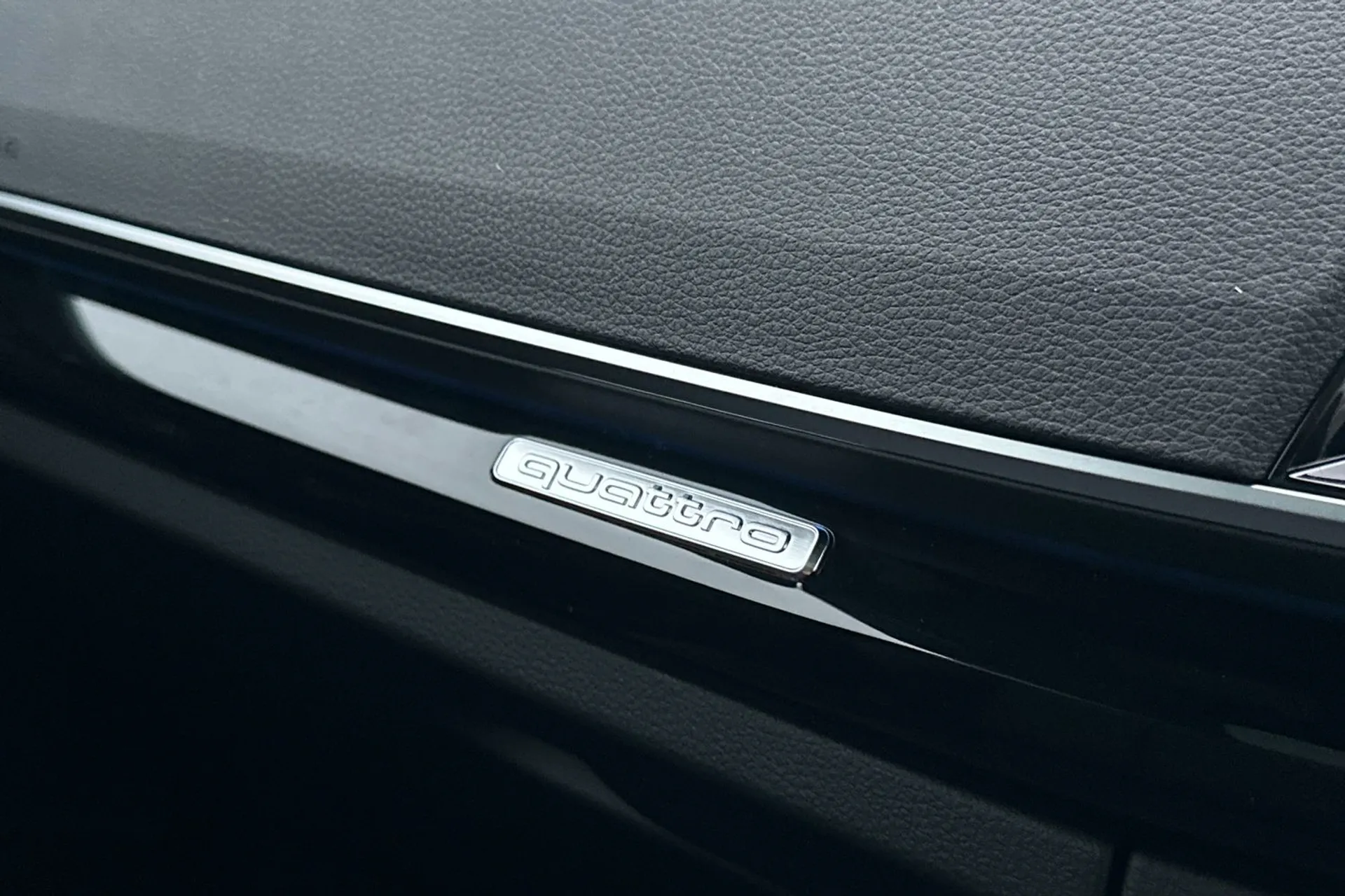Audi Q5 thumbnail image number 44