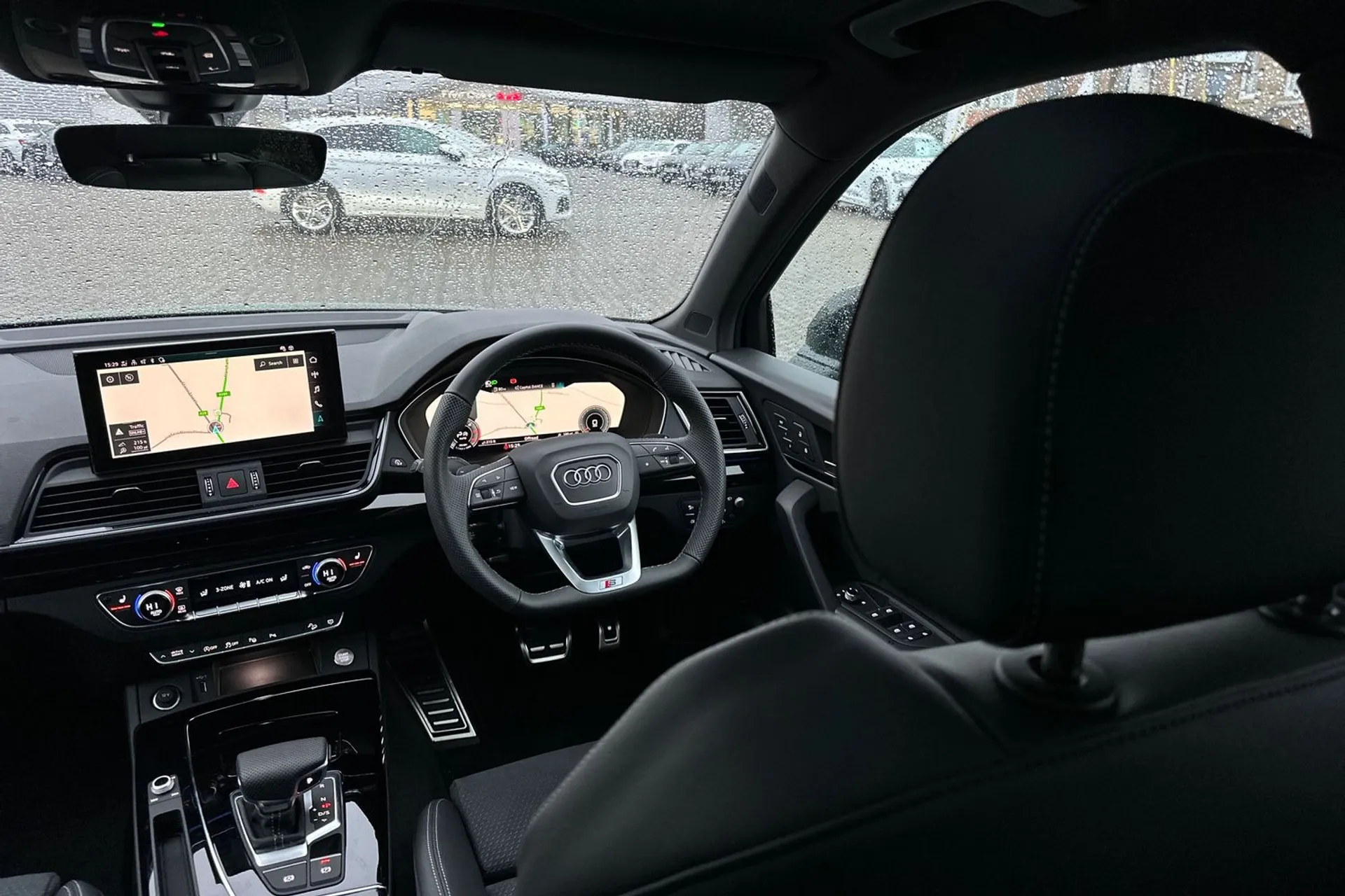 Audi Q5 thumbnail image number 37