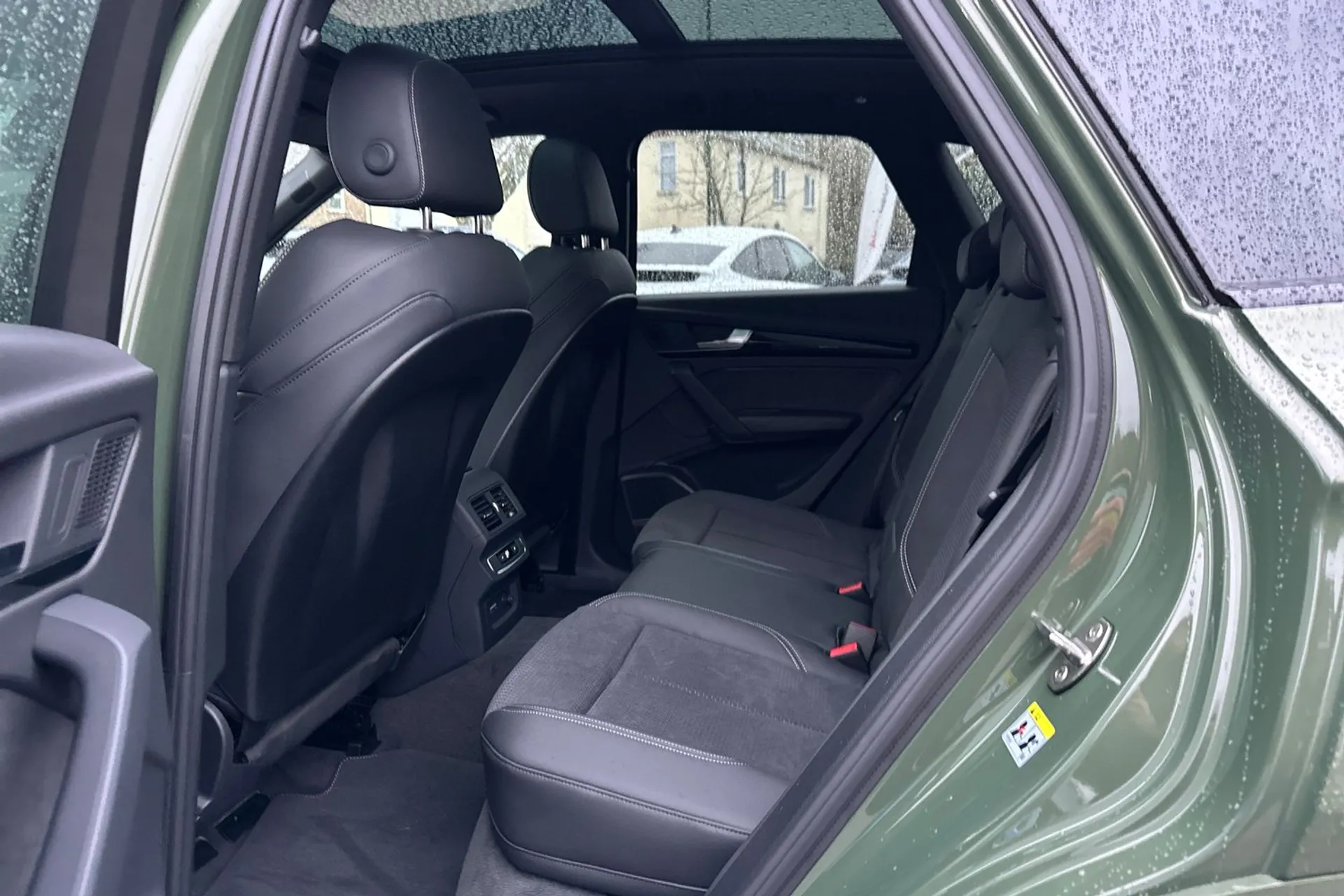 Audi Q5 thumbnail image number 35