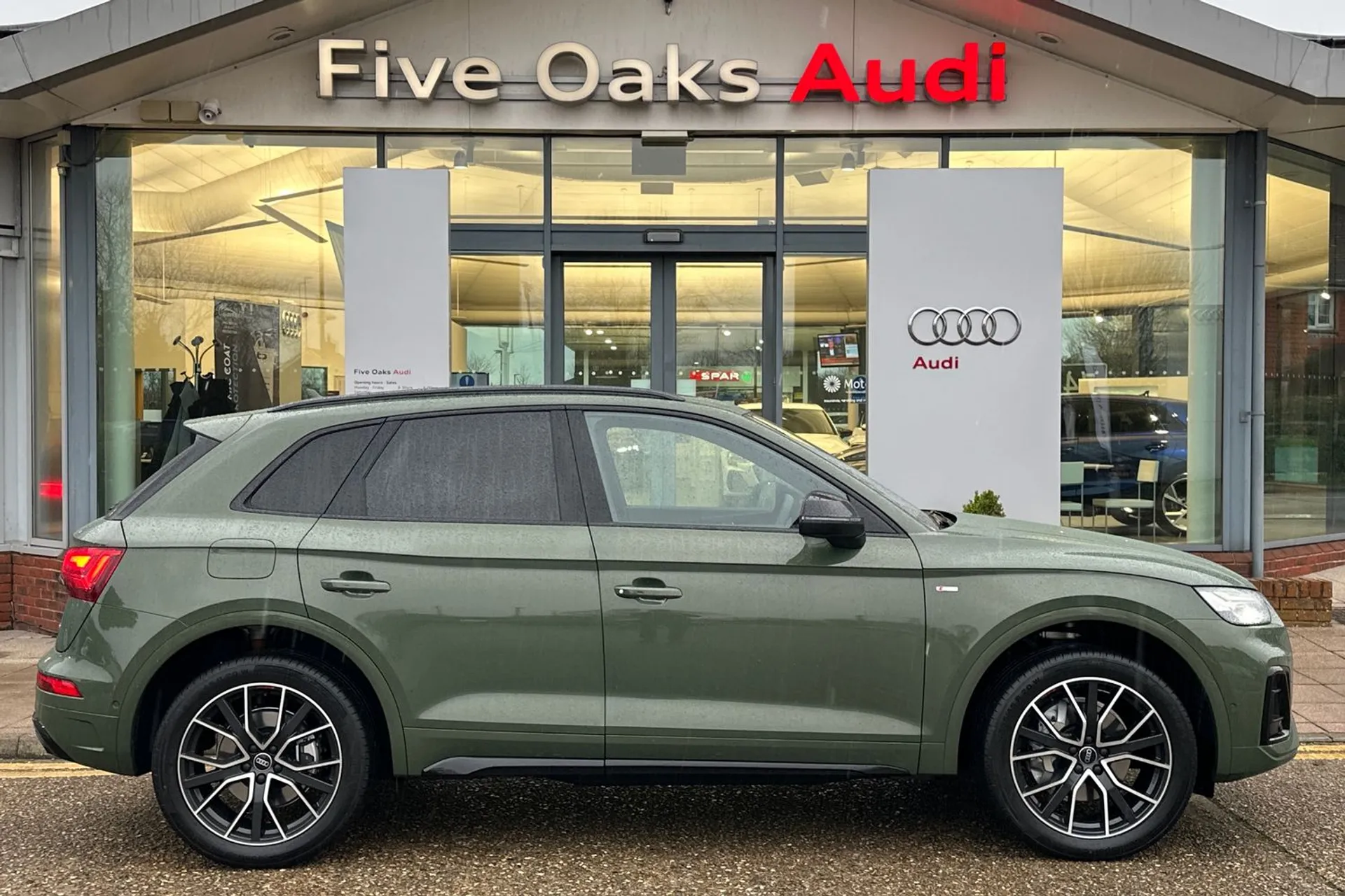 Audi Q5 thumbnail image number 2