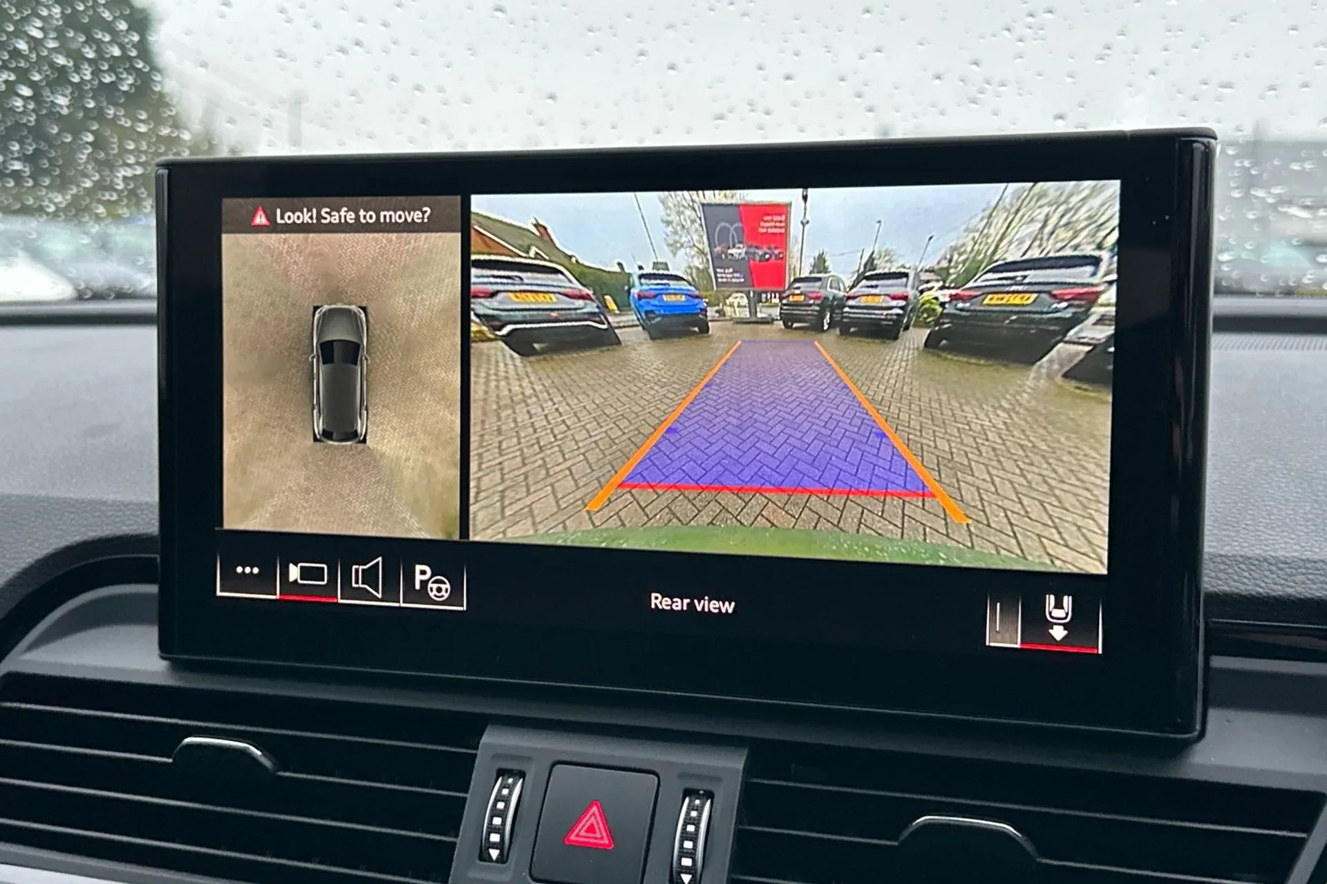 Audi Q5 thumbnail image number 9