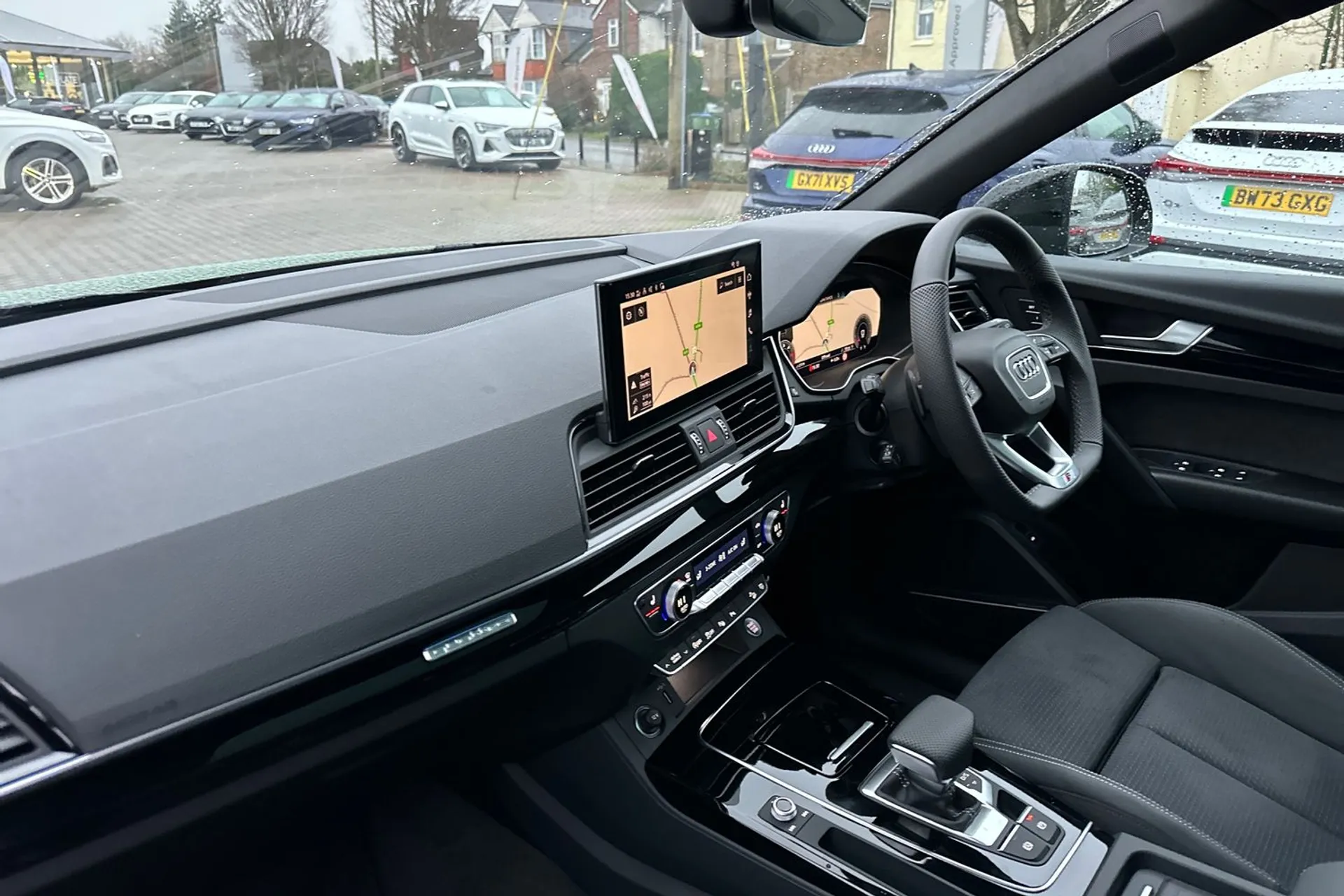 Audi Q5 thumbnail image number 32