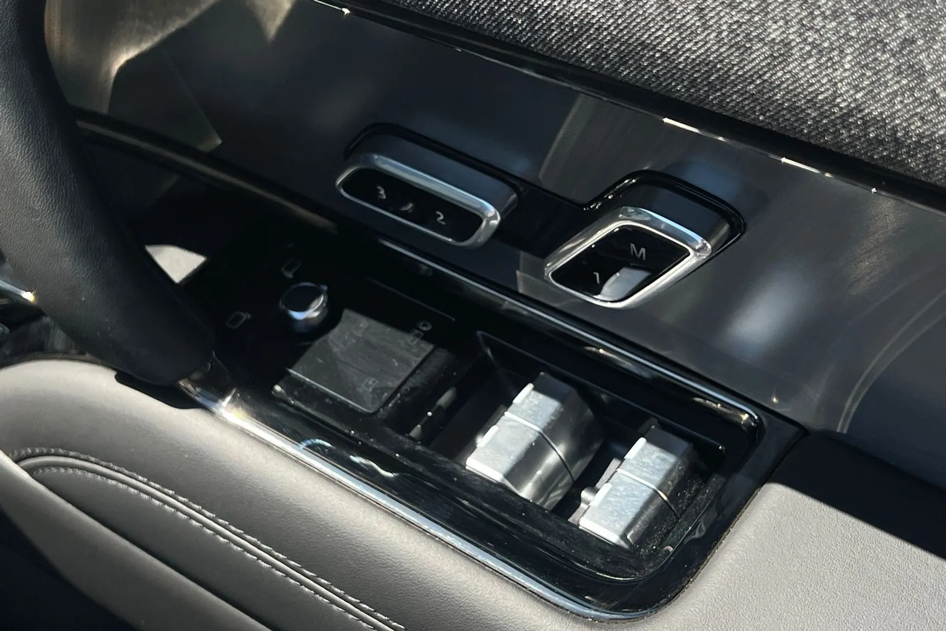 LAND ROVER RANGE ROVER SPORT thumbnail image number 50